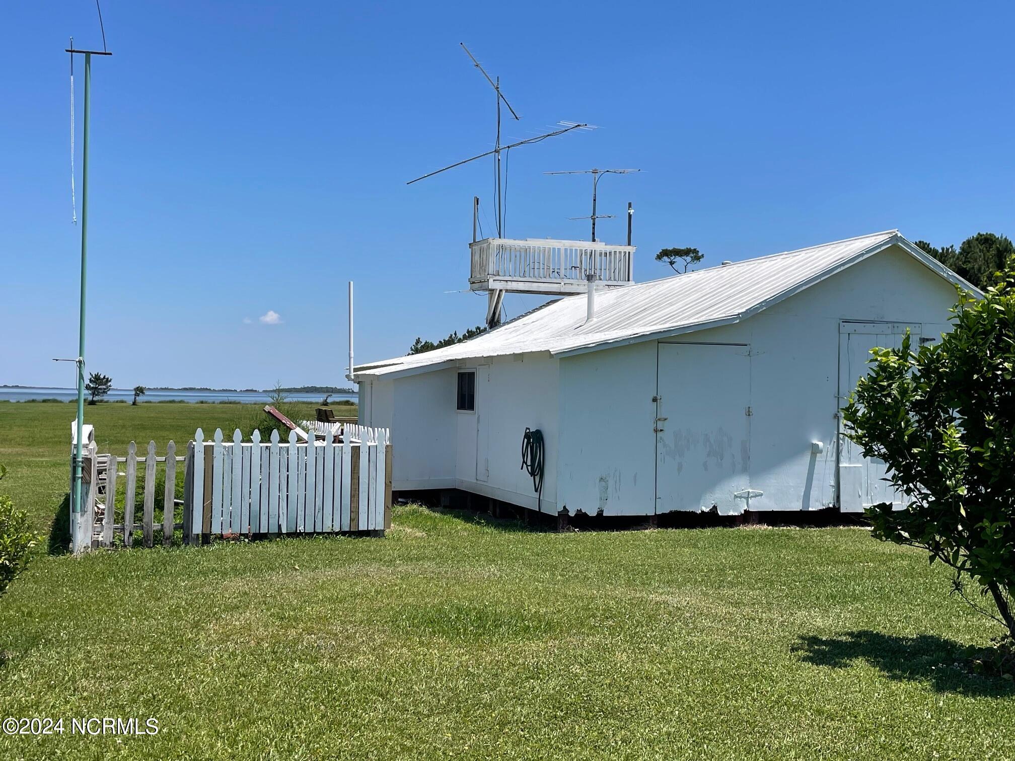 2604 Cedar Island Road,Cedar Island