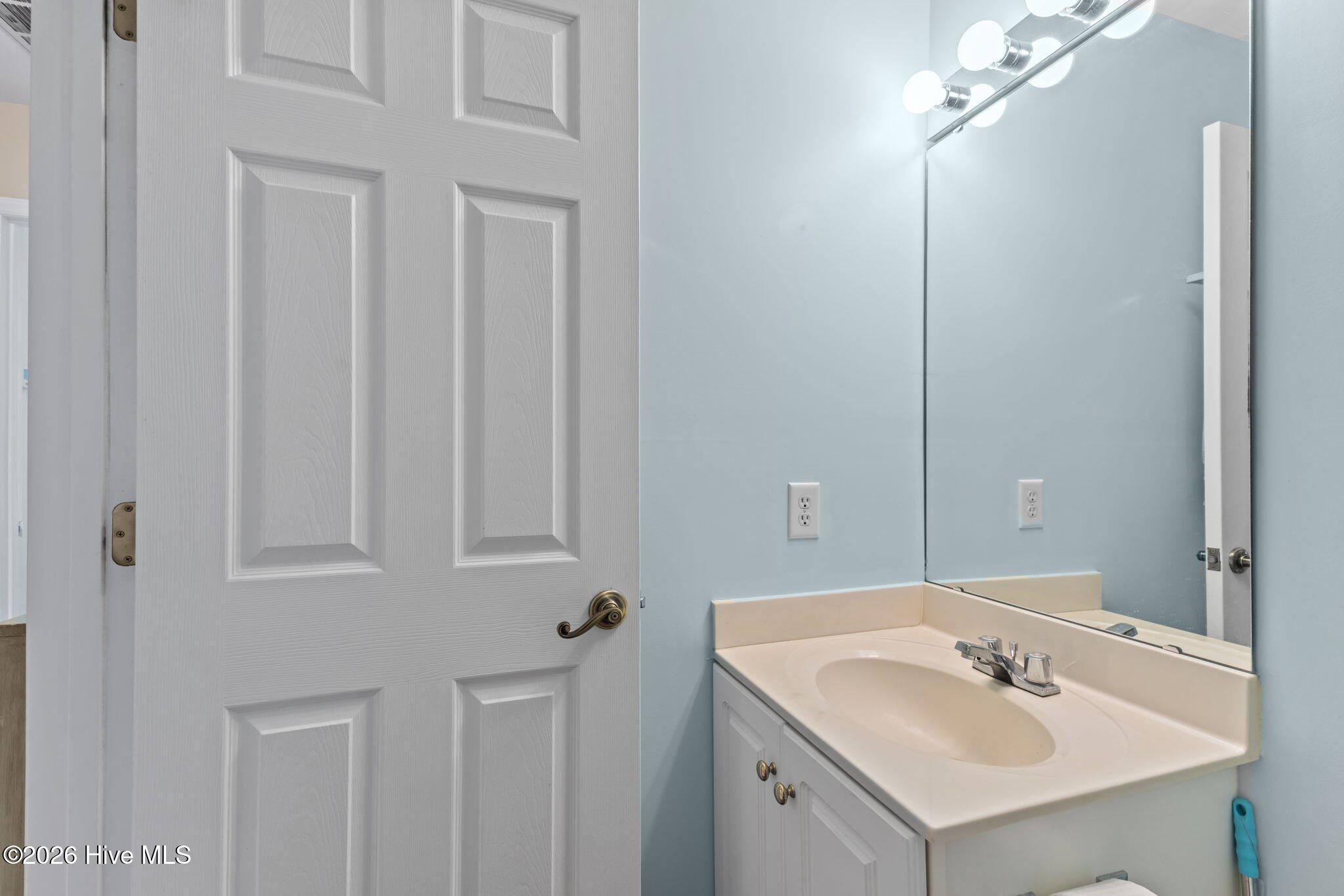 1202 Cedarwood Village,Morehead City