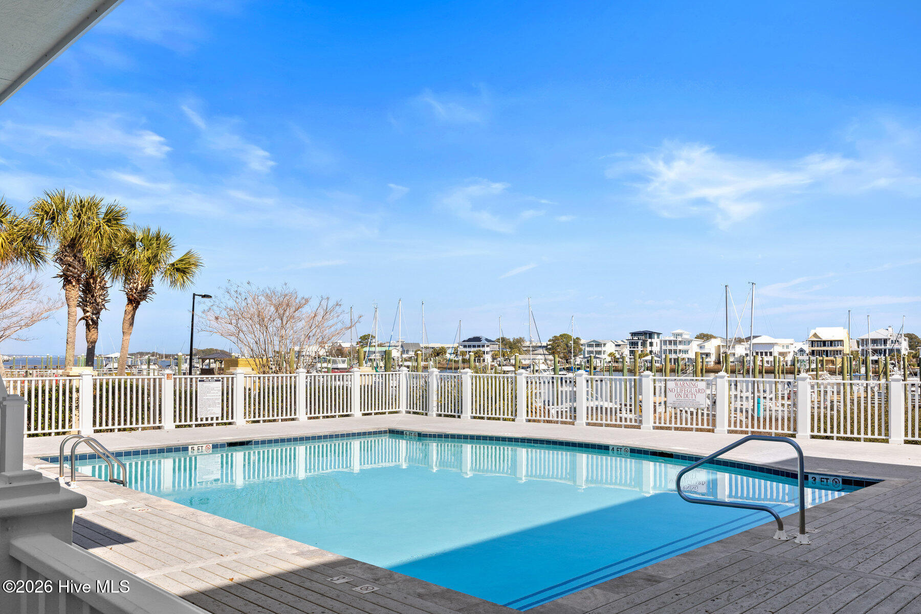 100547941 | Photo 20