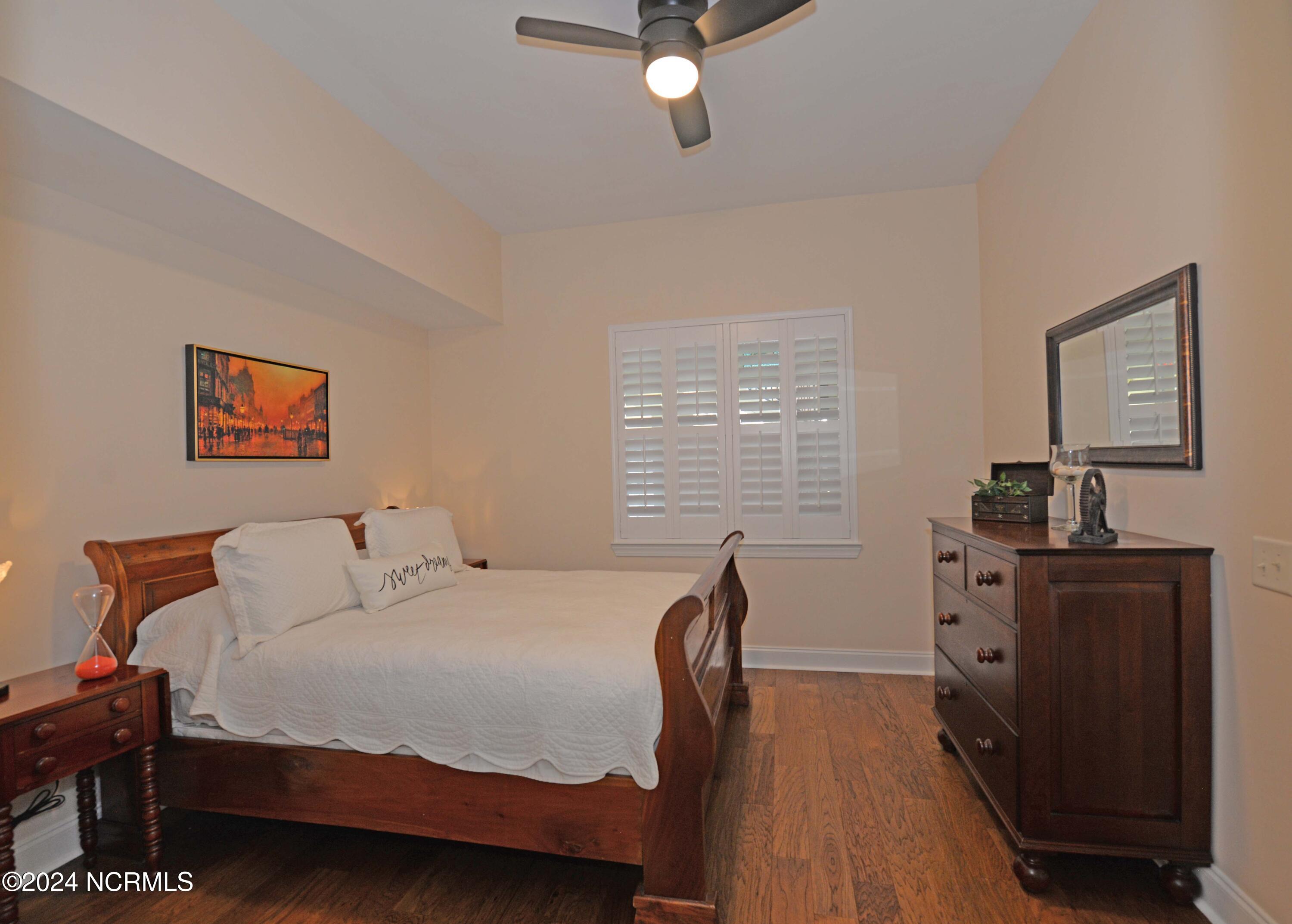 100443482 | Photo 19