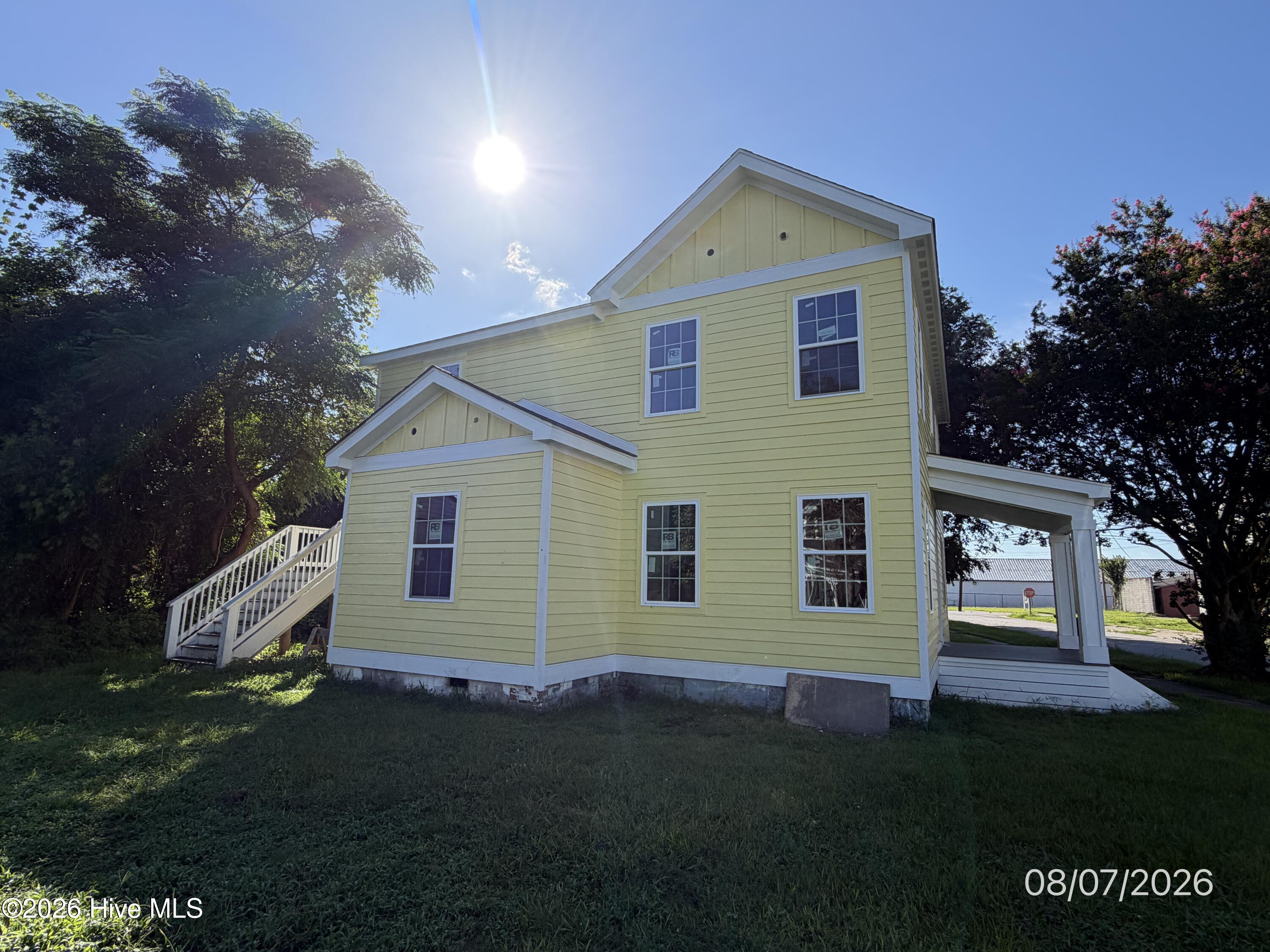 Exterior photo of 502 E Burgess Street, Elizabeth City, NC 27909. MLS: 100600779