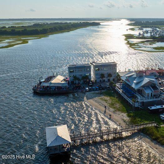 100566935 | Photo 21