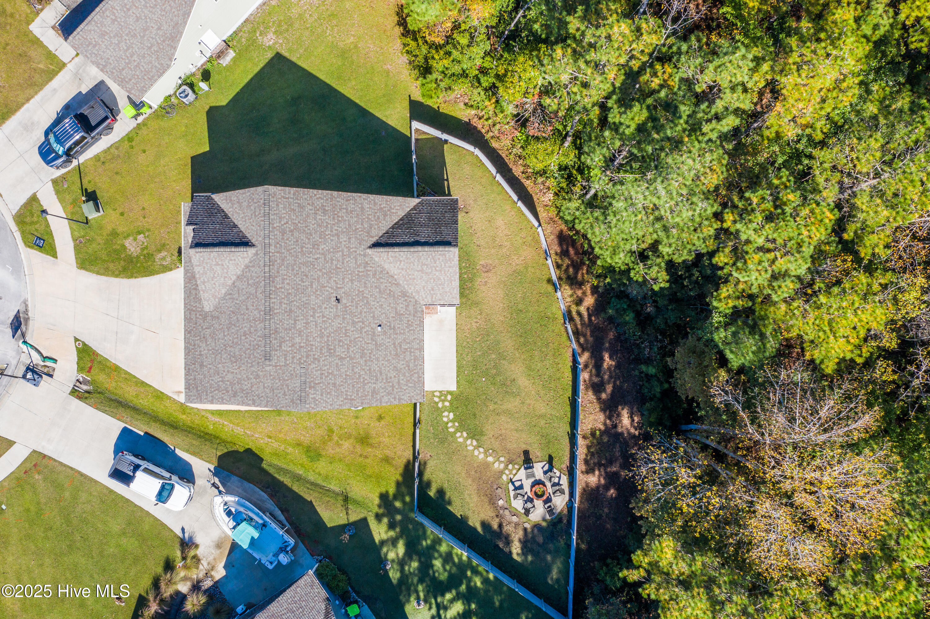 100538907 | Photo 38