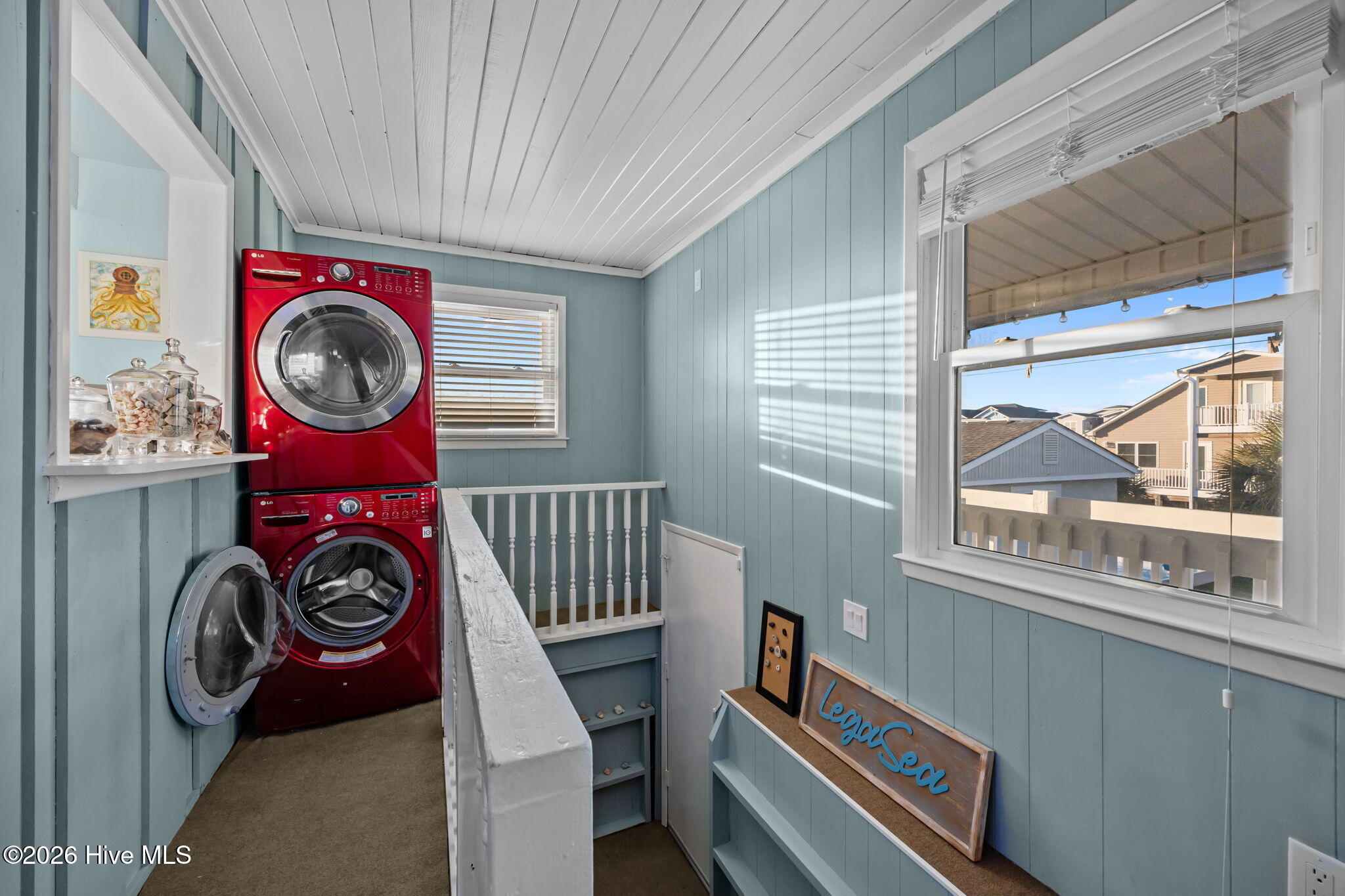 100549750 | Photo 28