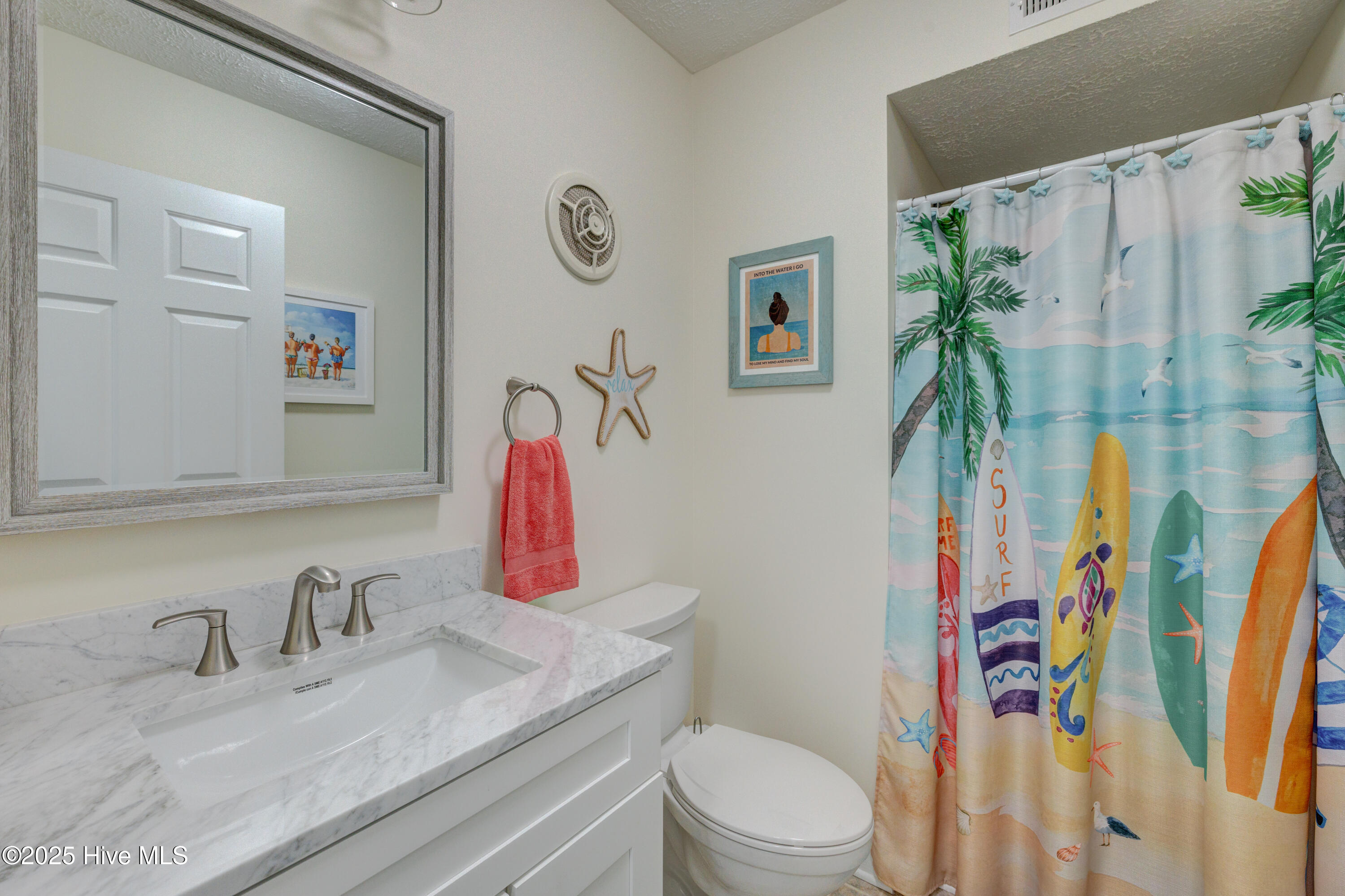 100498855 | Photo 29