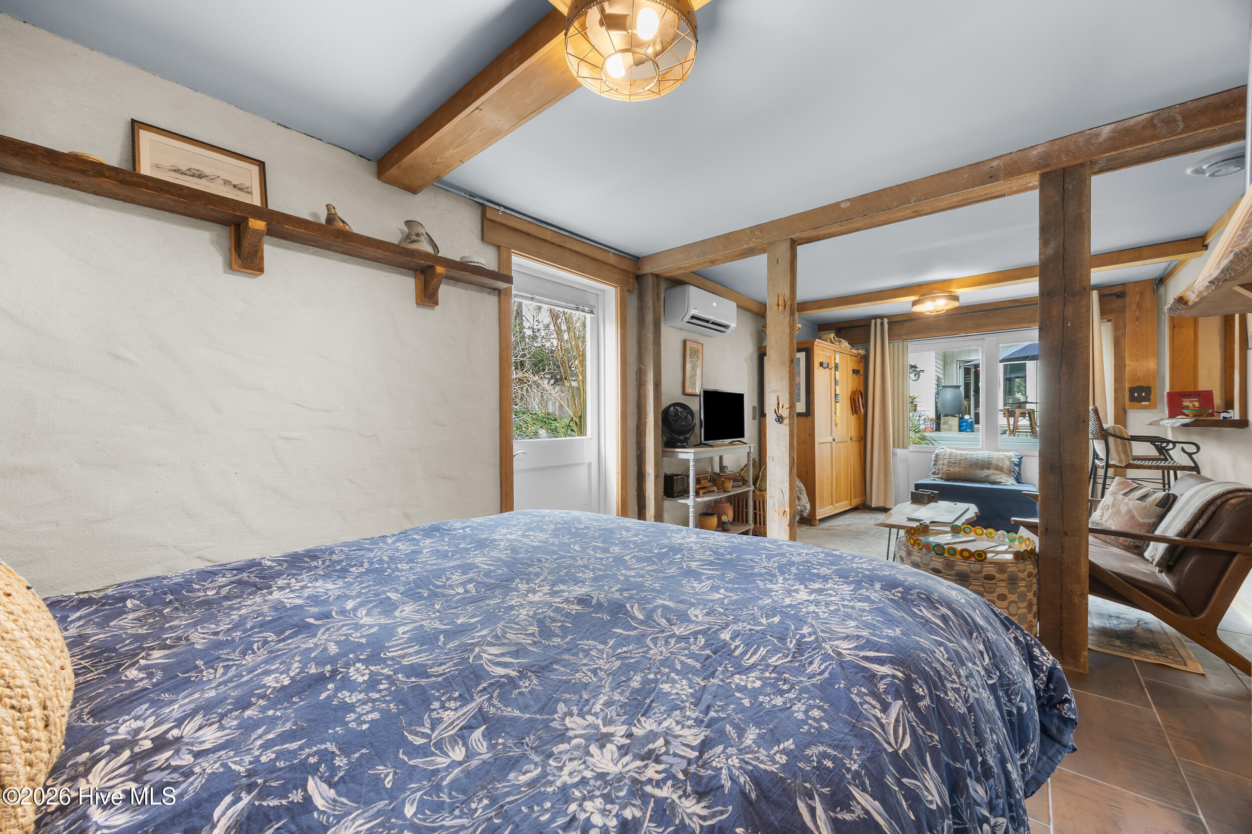 100559586 | Photo 48