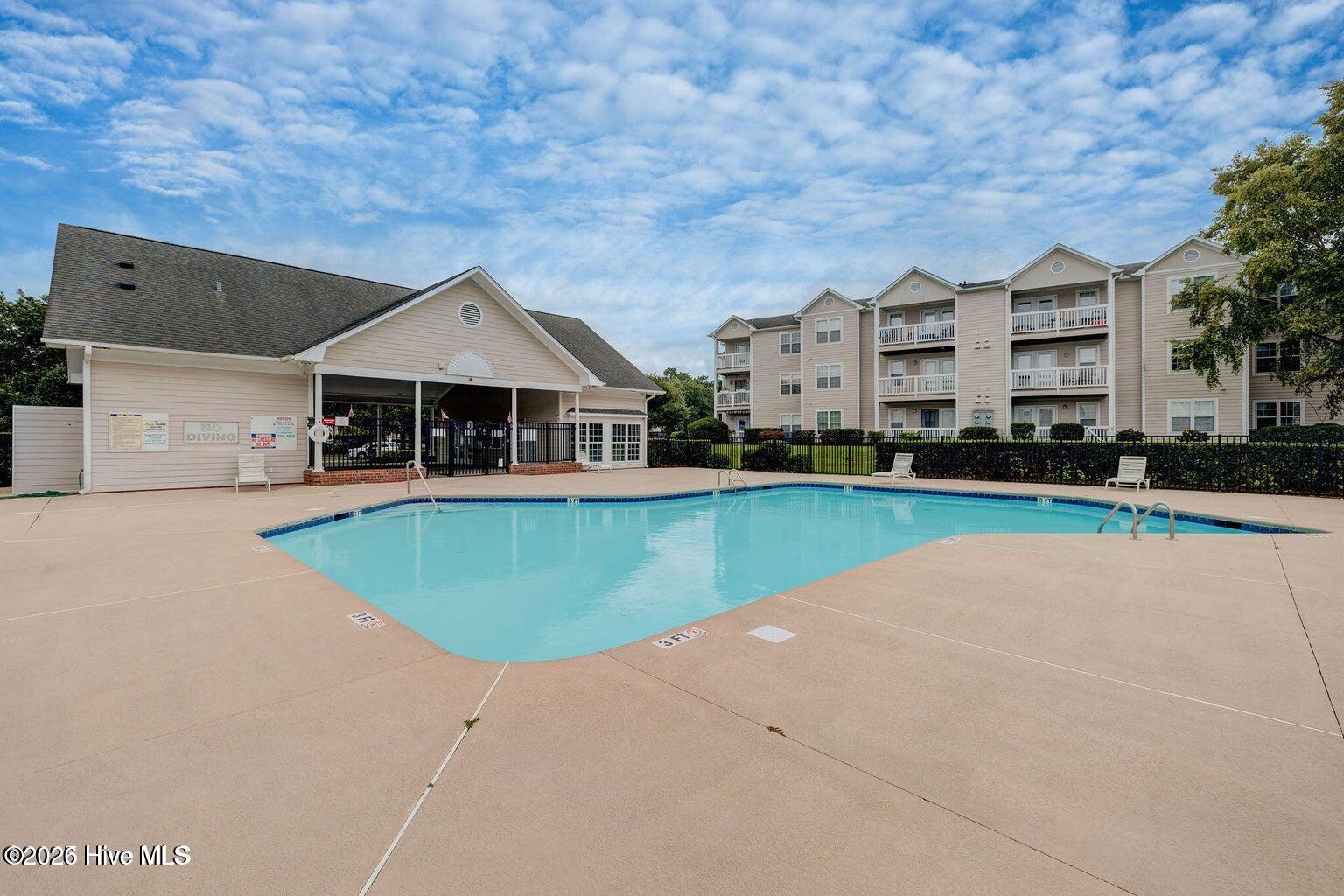 100556738 | Photo 31