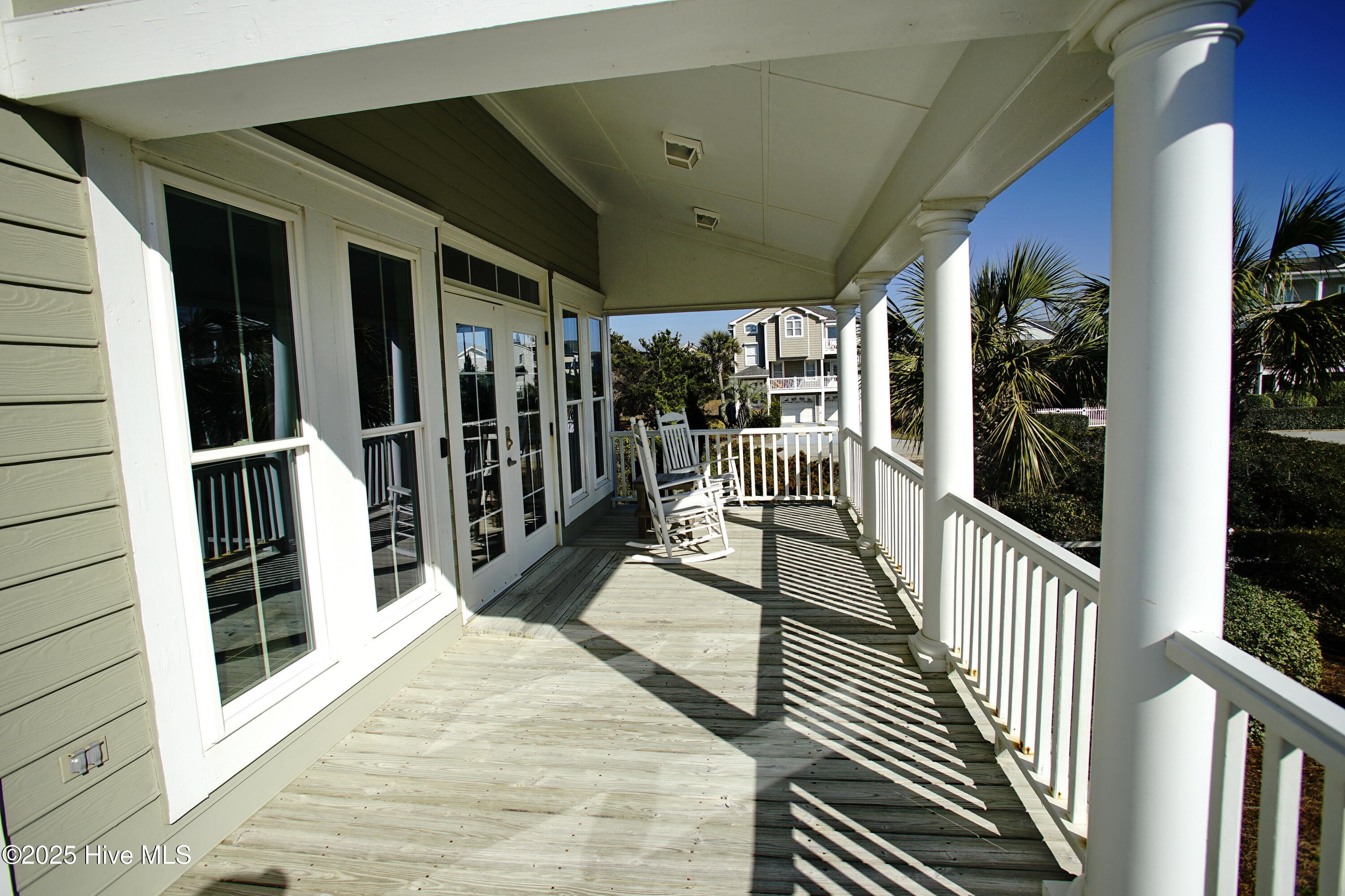 100488019 | Photo 39