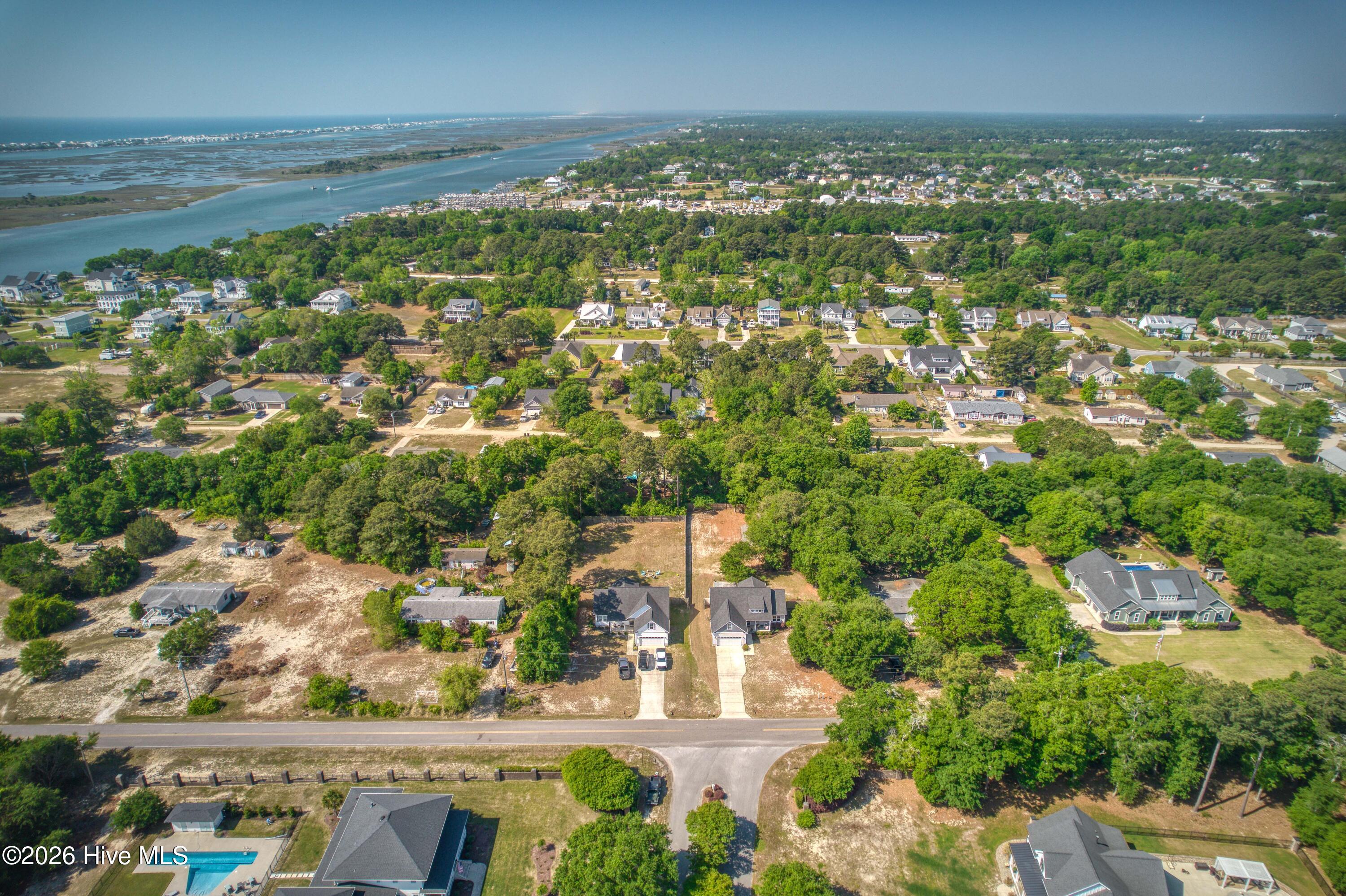 100569284 | Photo 55