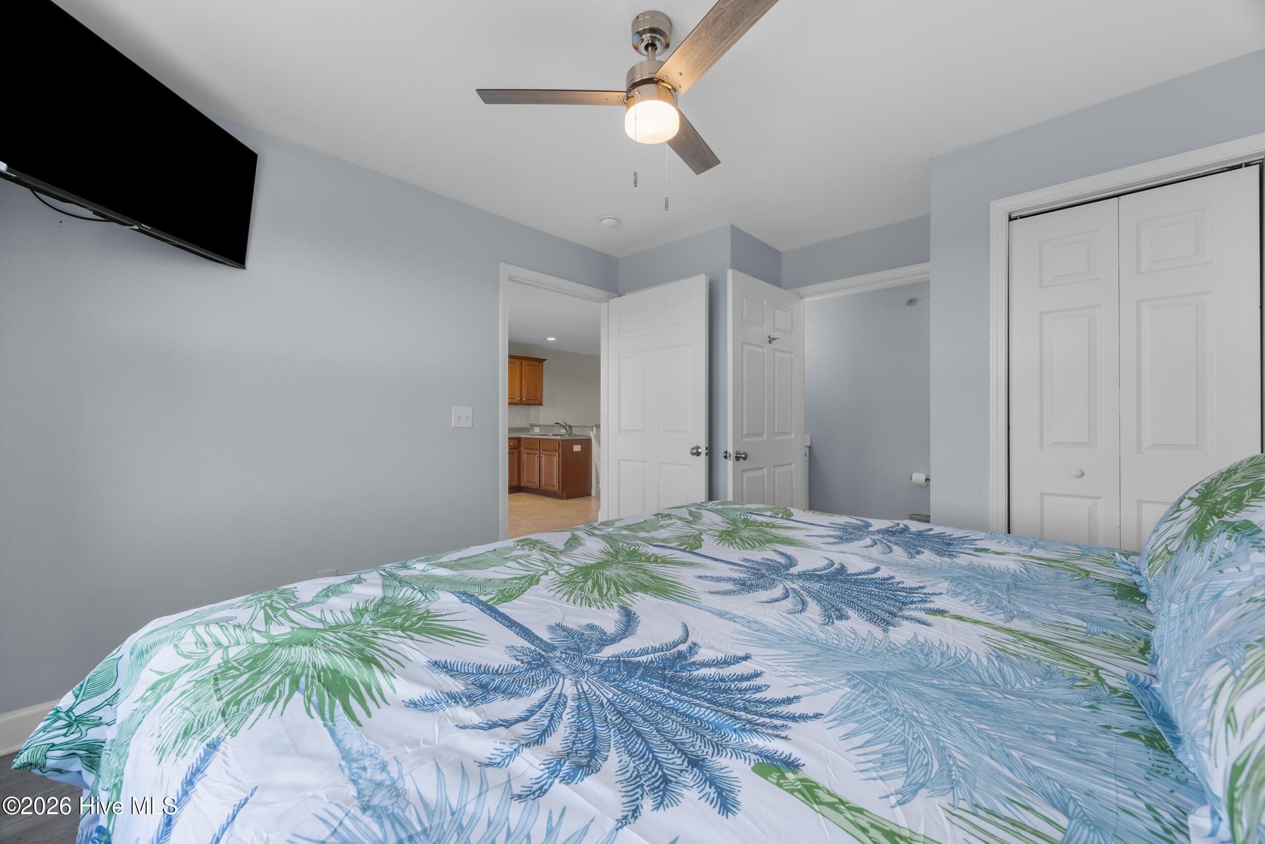 100547253 | Photo 15