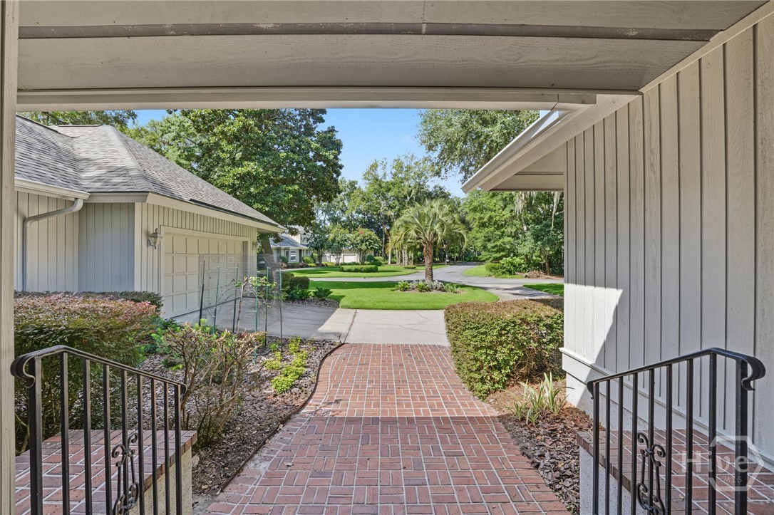 Photo 3 of Single family home for sale at 5 Heatherstone Ln, Savannah, GA 31411 | MLS# SA364880 | Listing updated on 2026-09-18