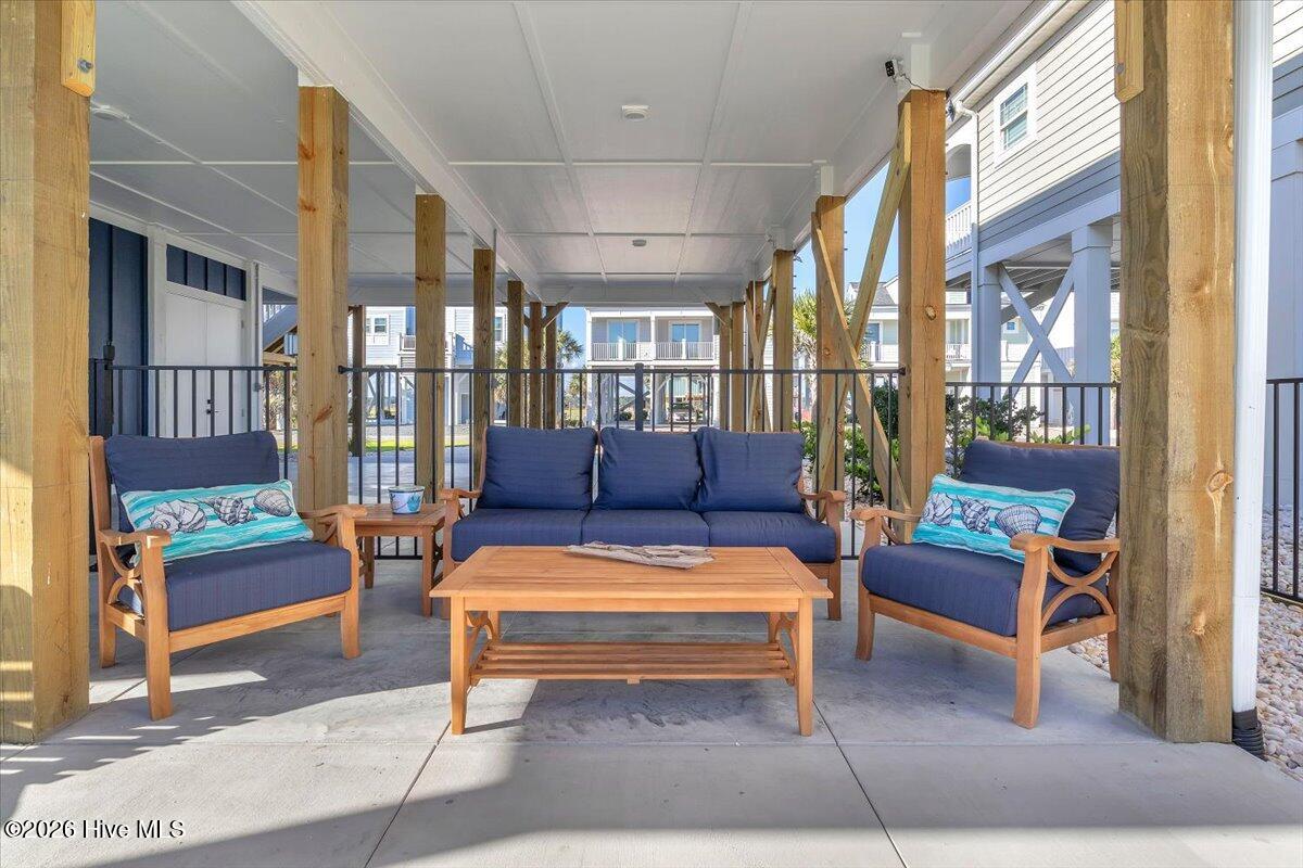 100565716 | Photo 62