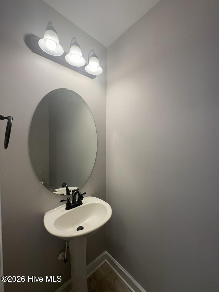 100561613 | Photo 13