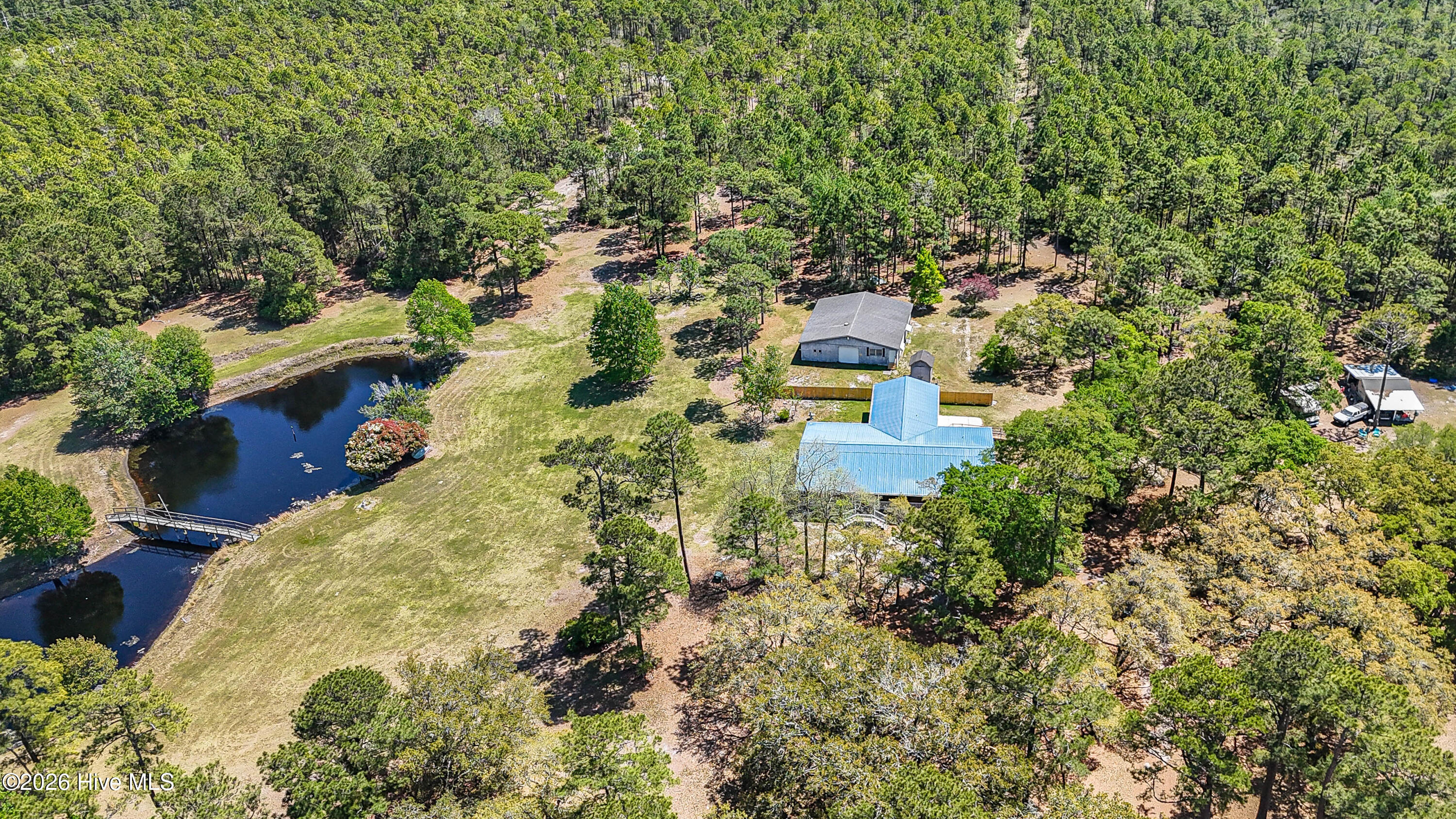 100567372 | Photo 85