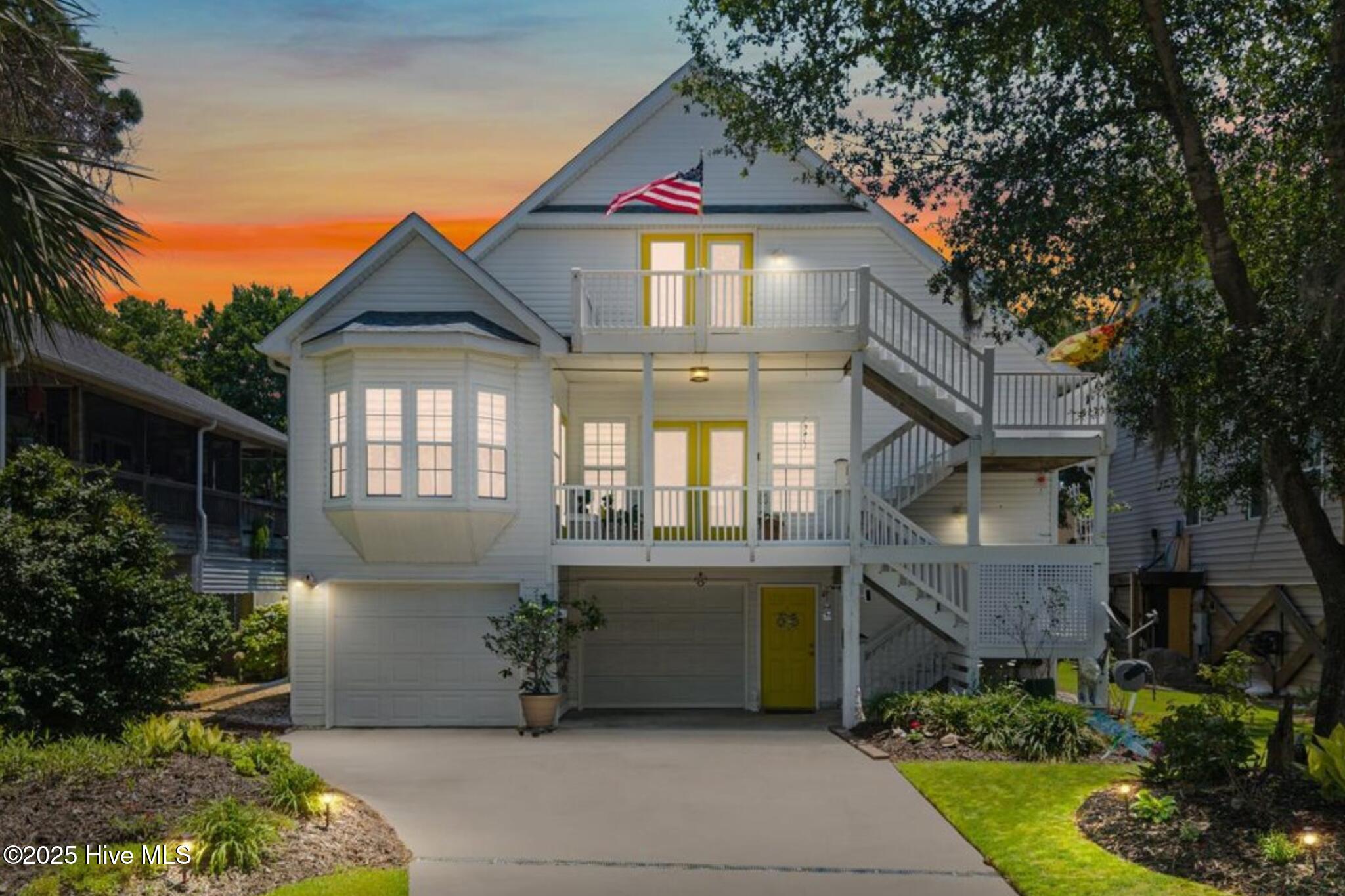 Homes for sale in Oak Island, NC | 104 Ne 27th St, Oak Island, NC 28465 | MLS# 100514945