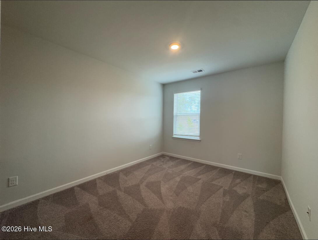 100549354 | Photo 18