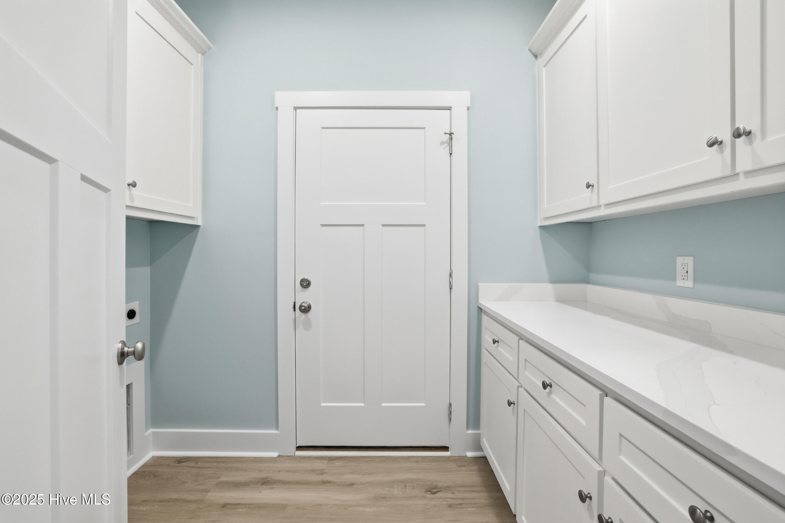 100504171 | Photo 20