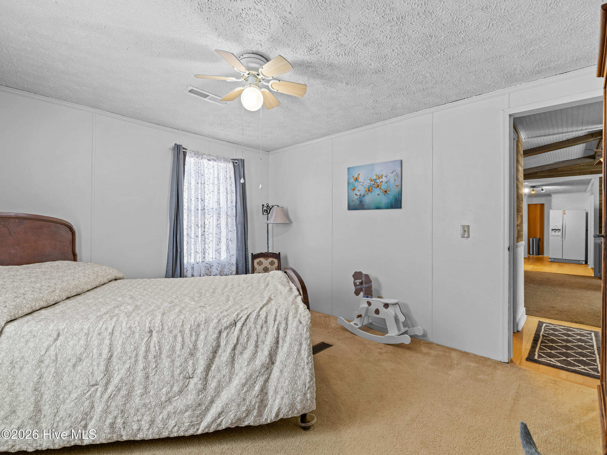 100556387 | Photo 41