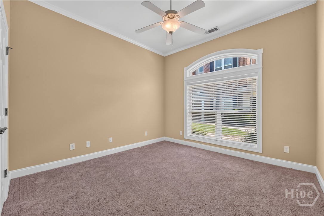 Guest bedroom #1