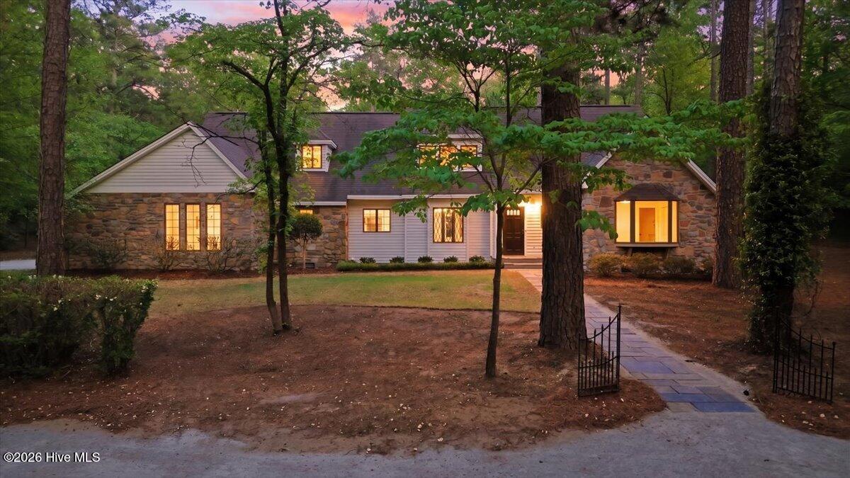 141 Bridgewater Drive, Southern Pines, NC, 28387