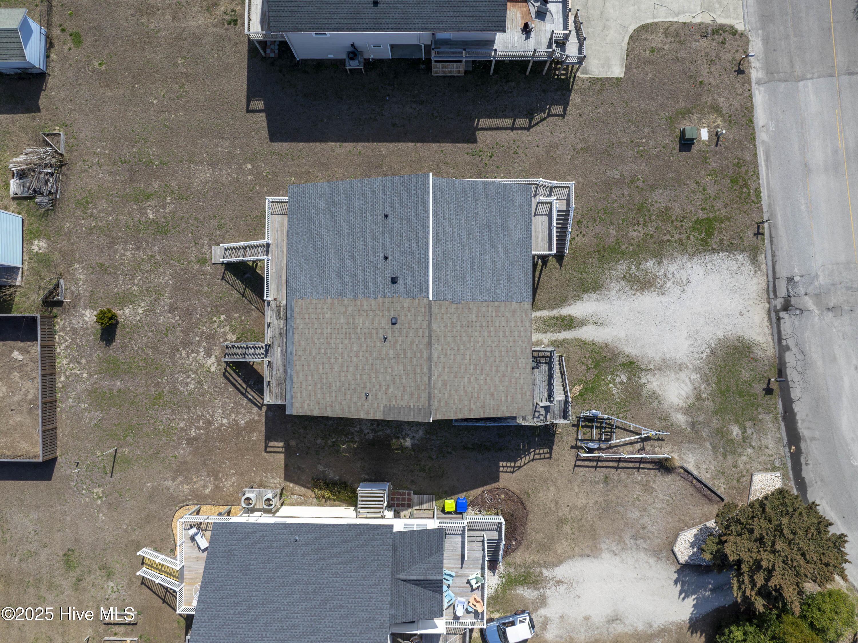 100489747 | Photo 31