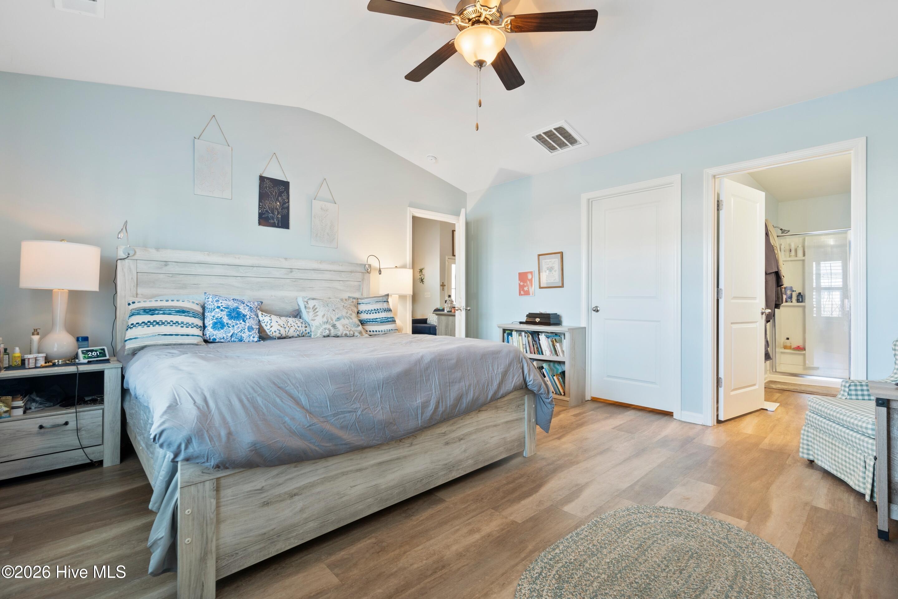 100552901 | Photo 18