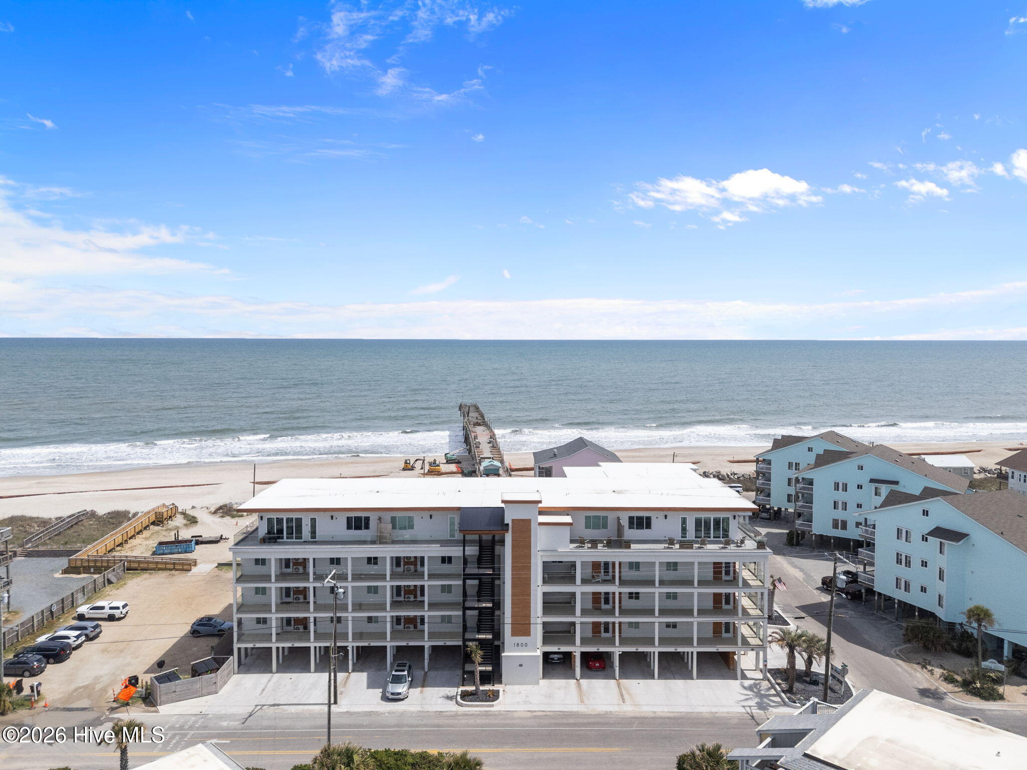 100566636 | Photo 35