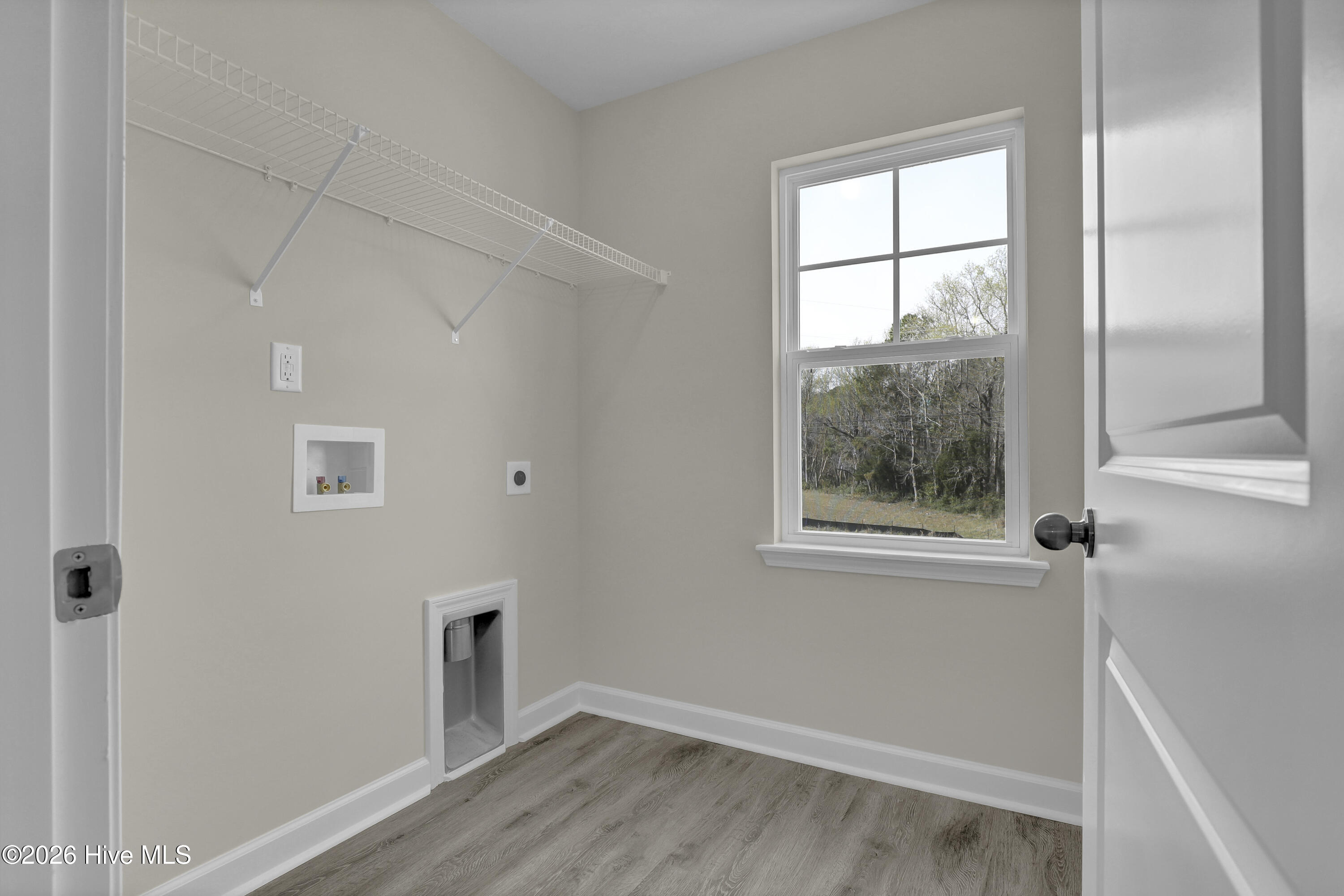 100488784 | Photo 31