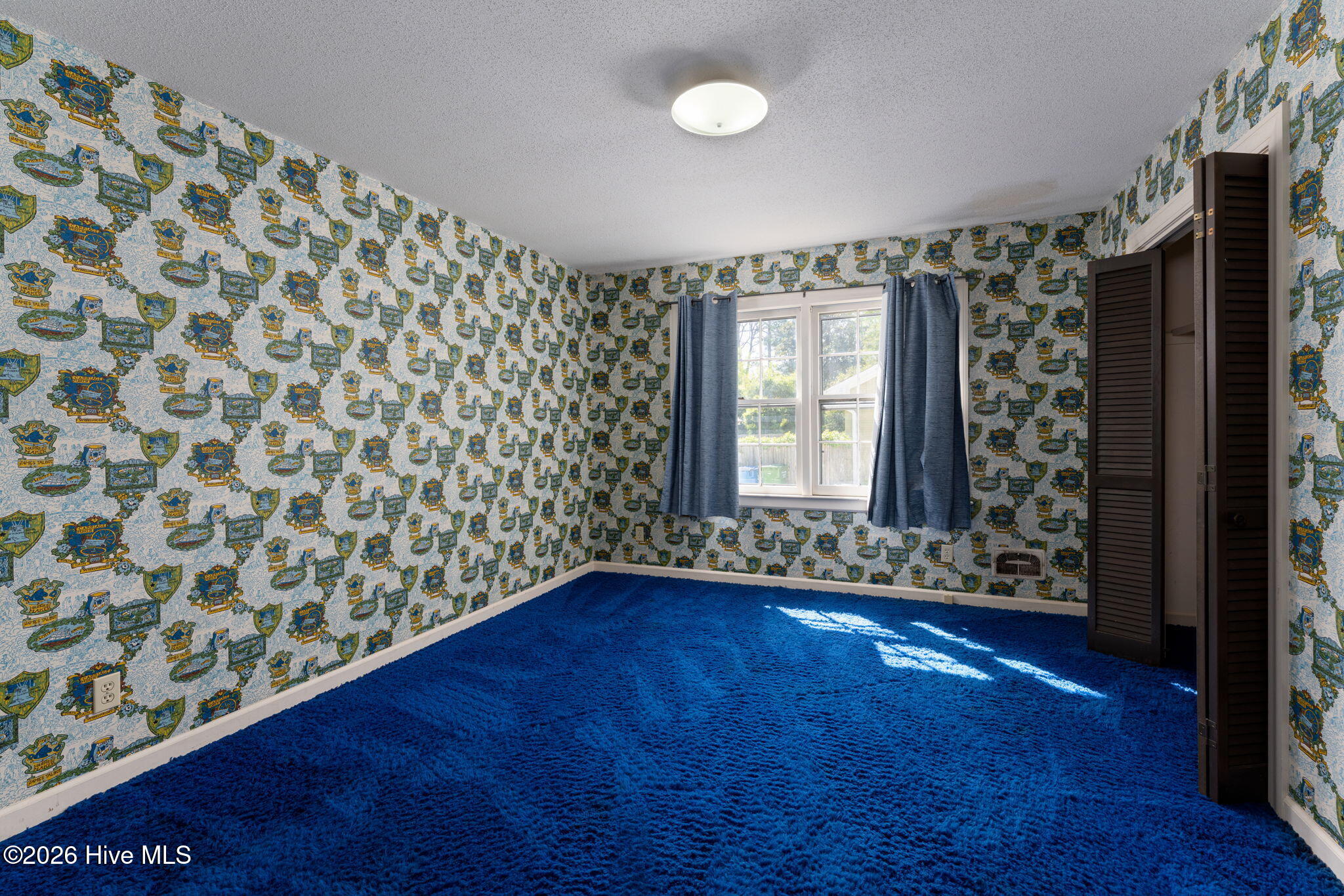 100566368 | Photo 21