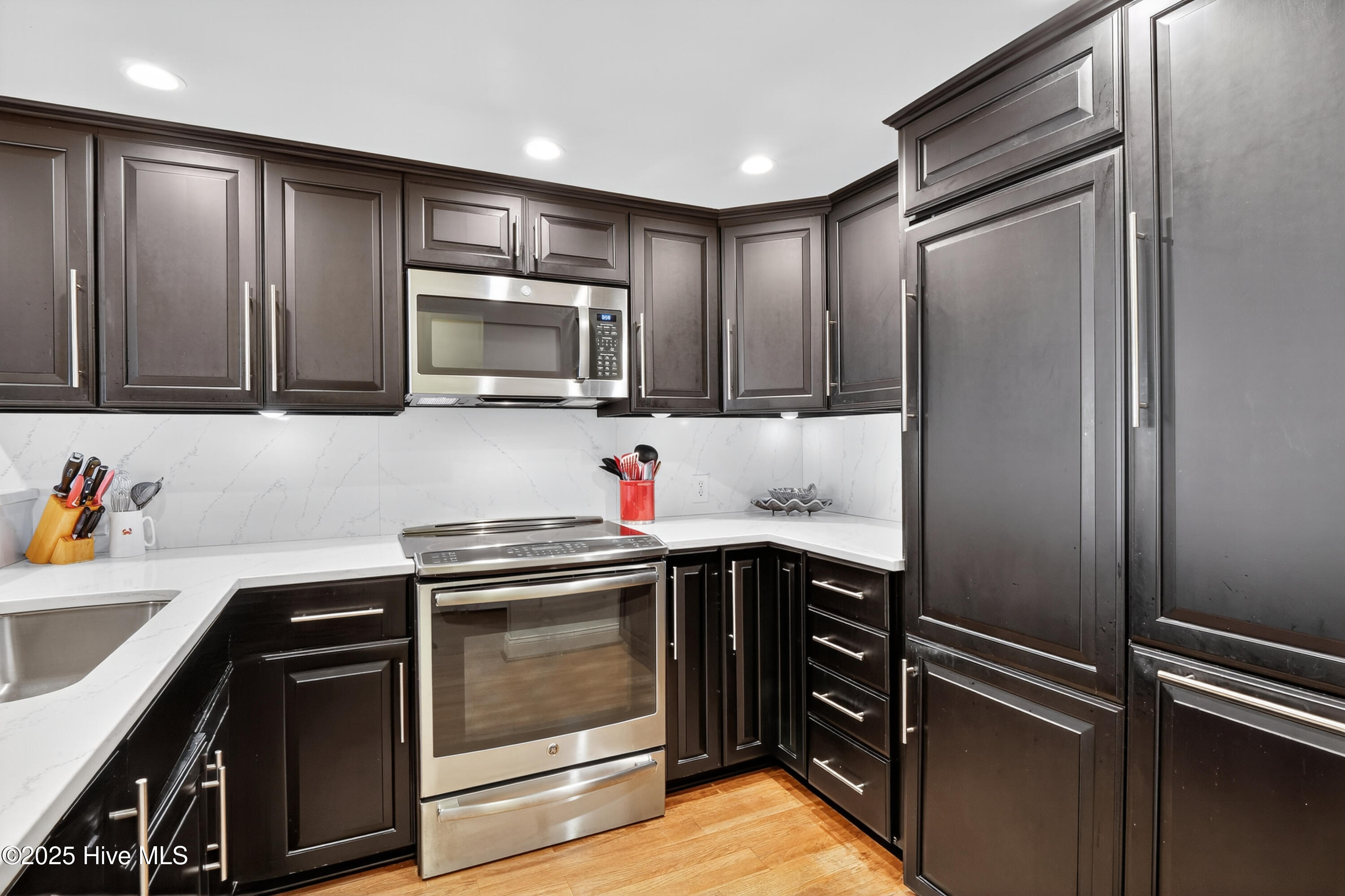 101 S Lumina Avenue Th 10, Wrightsville Beach, NC 28480 – photo 14: Station One TH-10 (14)