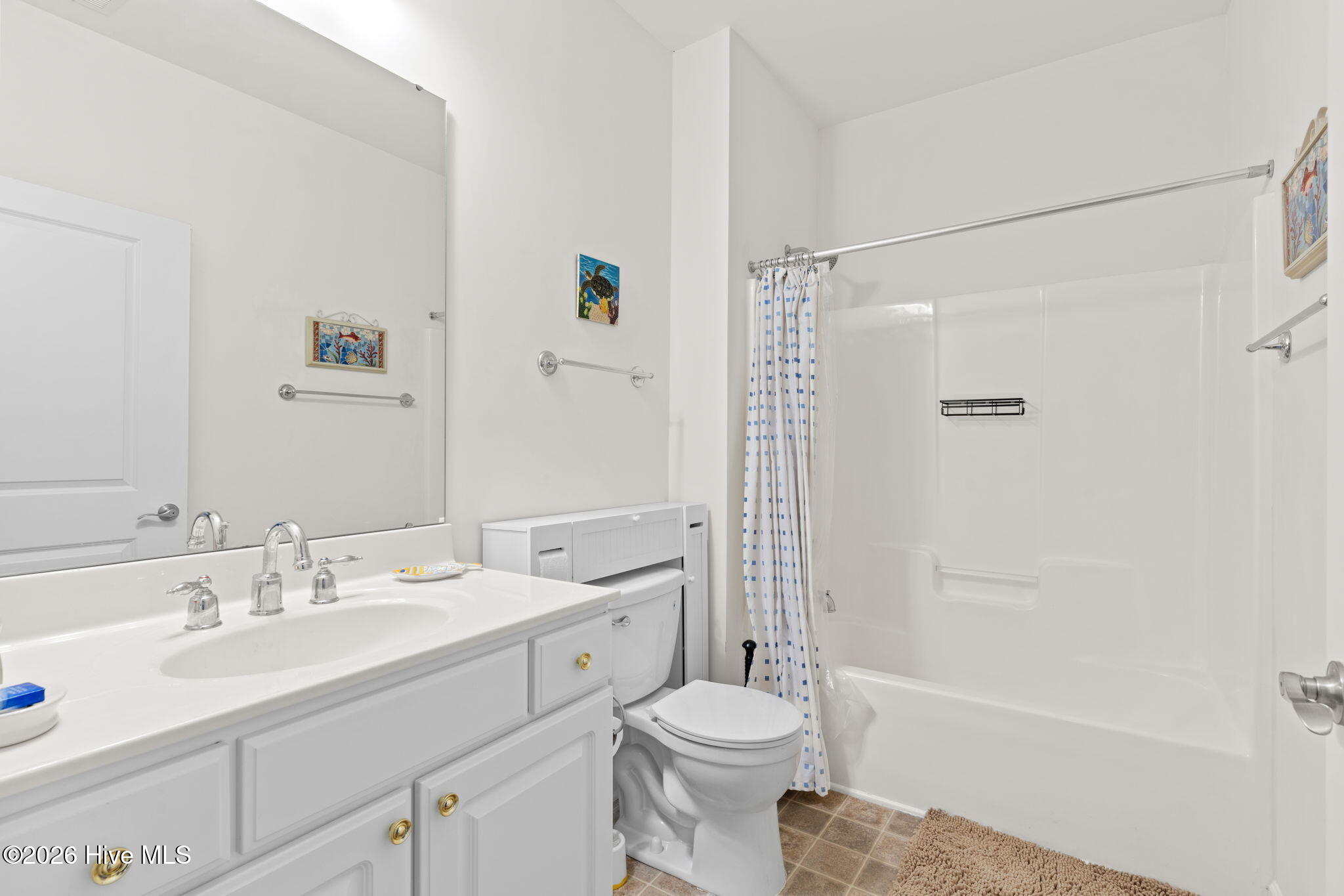 100548351 | Photo 29