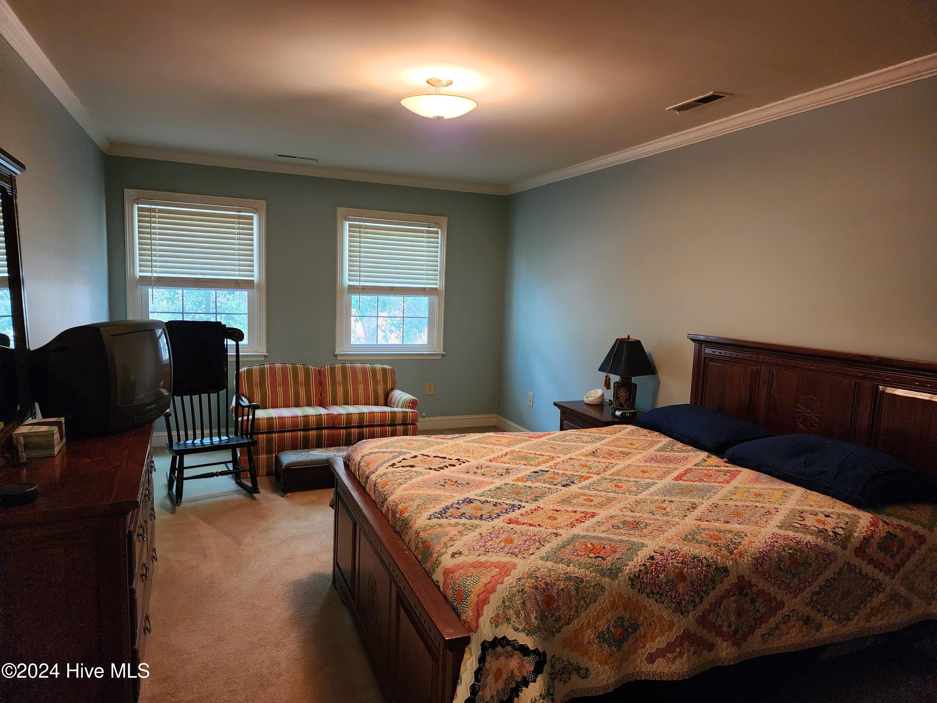 100477121 | Photo 12