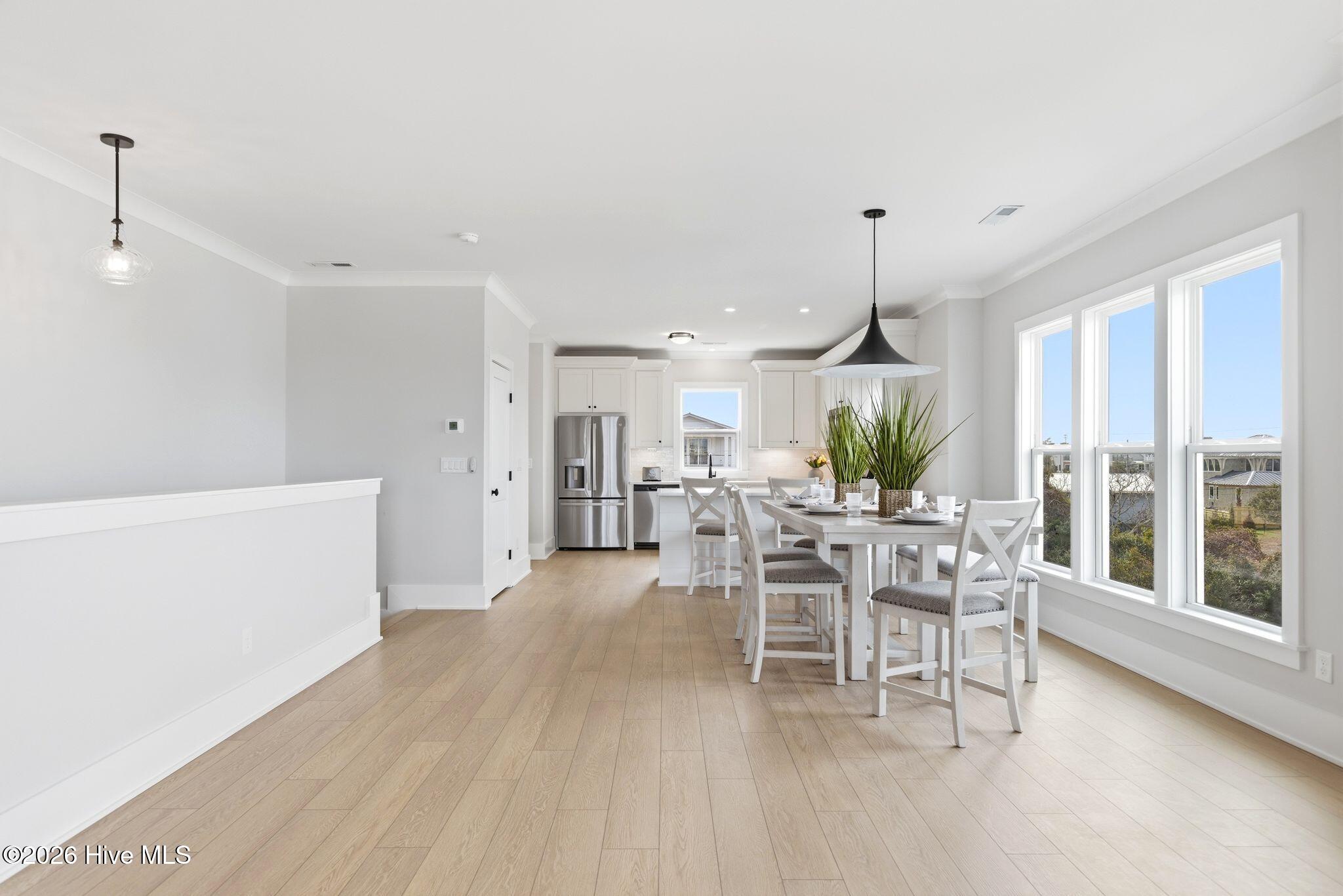 100544880 | Photo 13