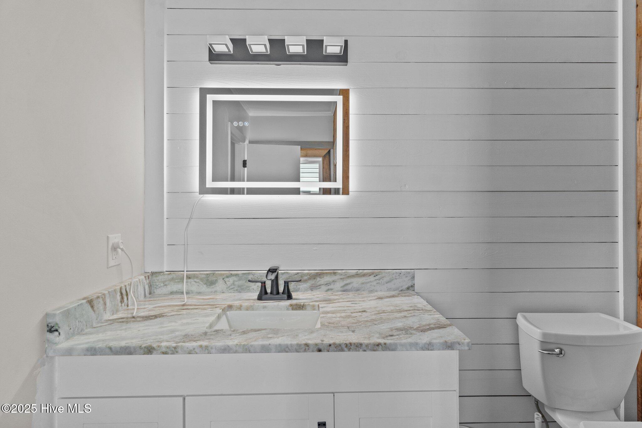 100527496 | Photo 29