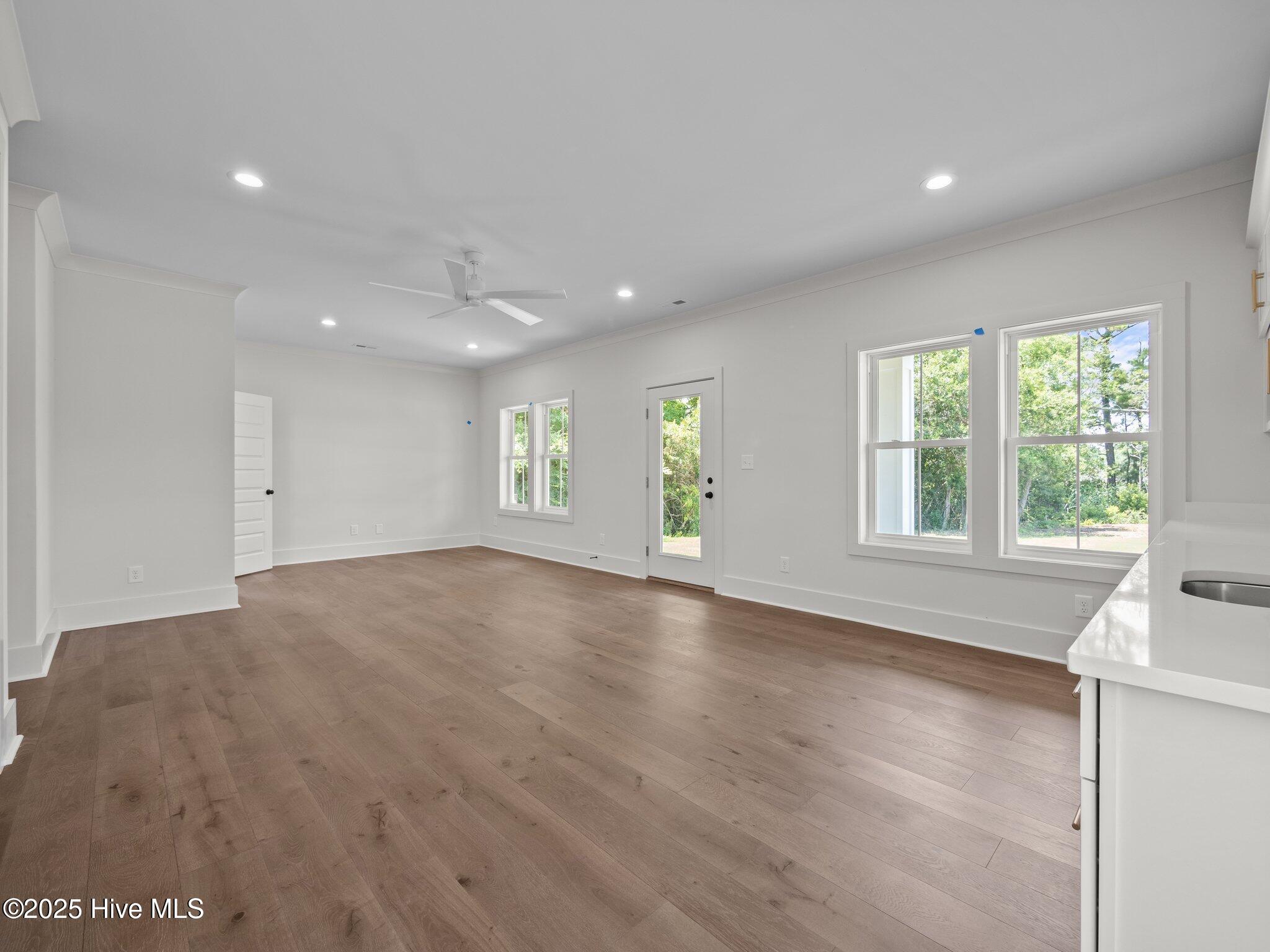 609 Cannonsgate Drive, Newport, NC, 28570