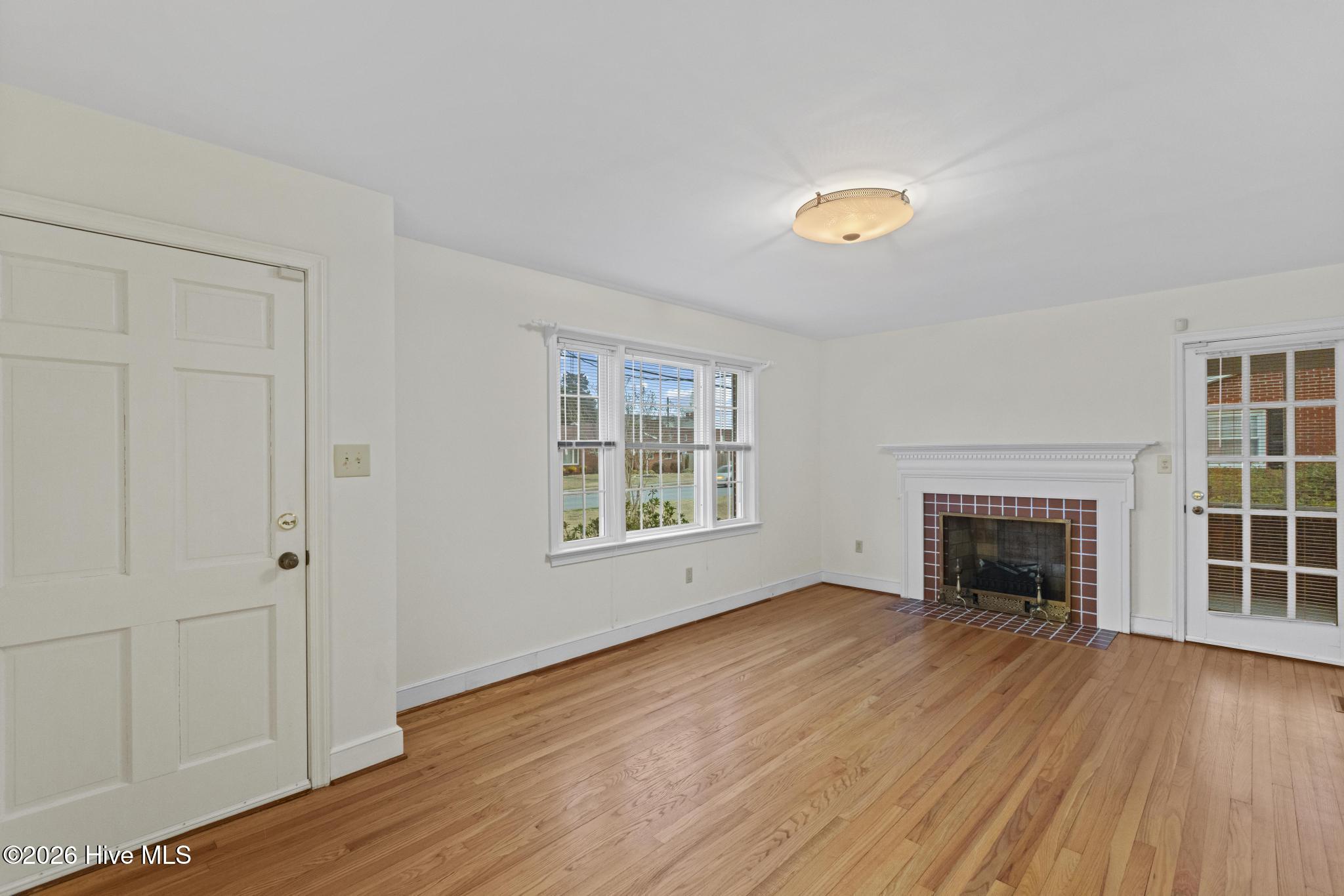 100551088 | Photo 10