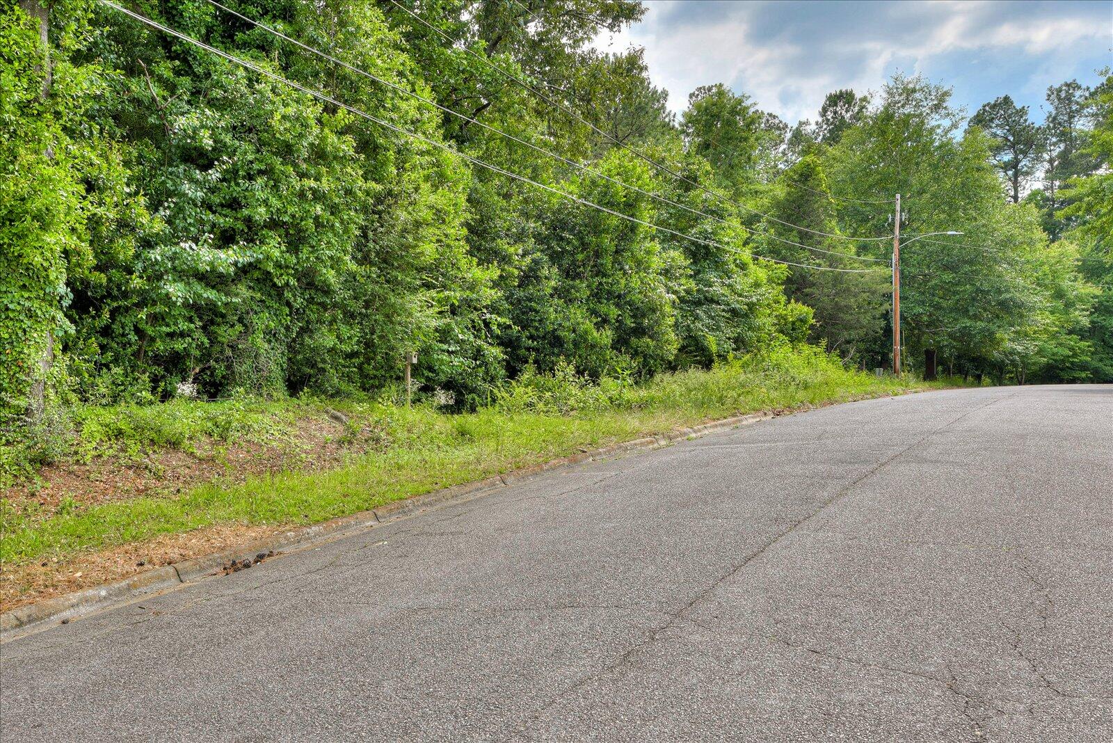 Homes for sale in Augusta, GA | 3084 Westwood Rd, Augusta, GA 30909 | MLS# 98212454