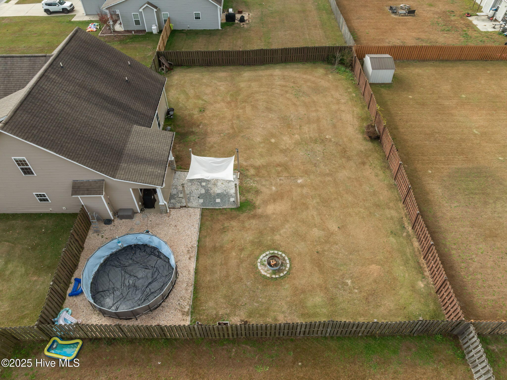 100543355 | Photo 45