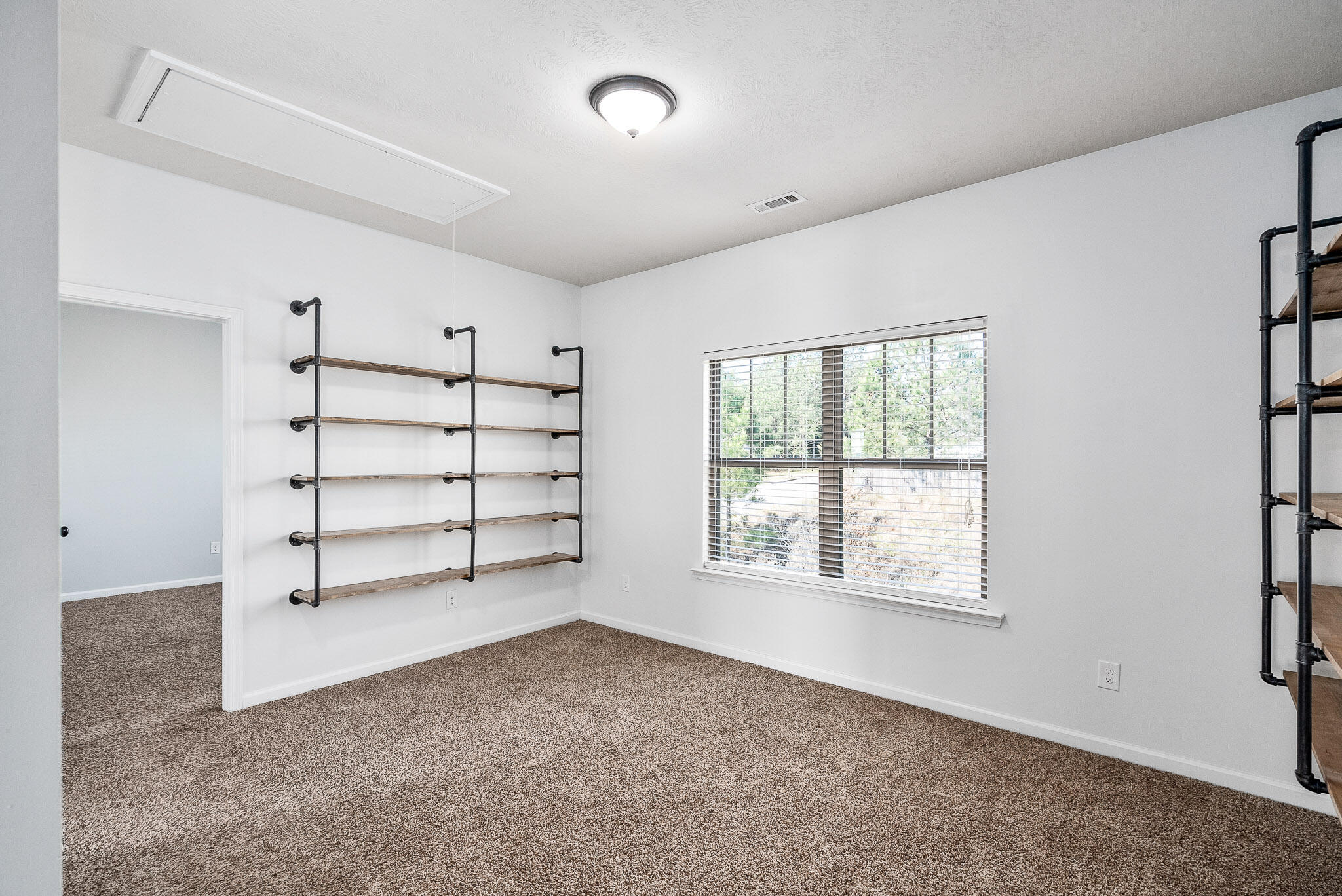 Undisclosed Address, Aiken, SC, 29801