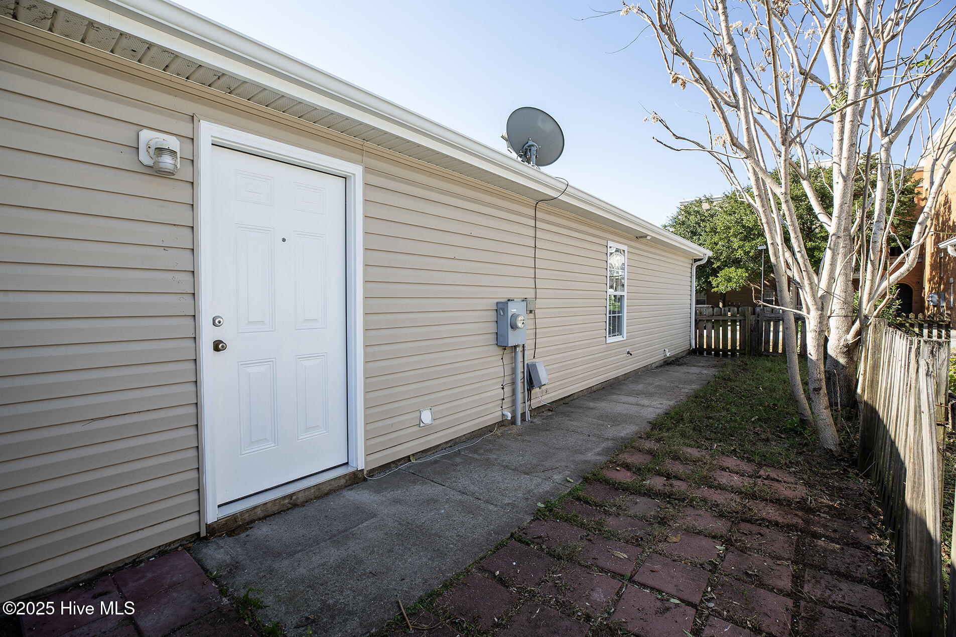 100539713 | Photo 28