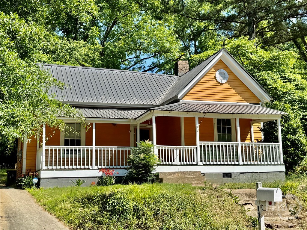 146 N Peter Street