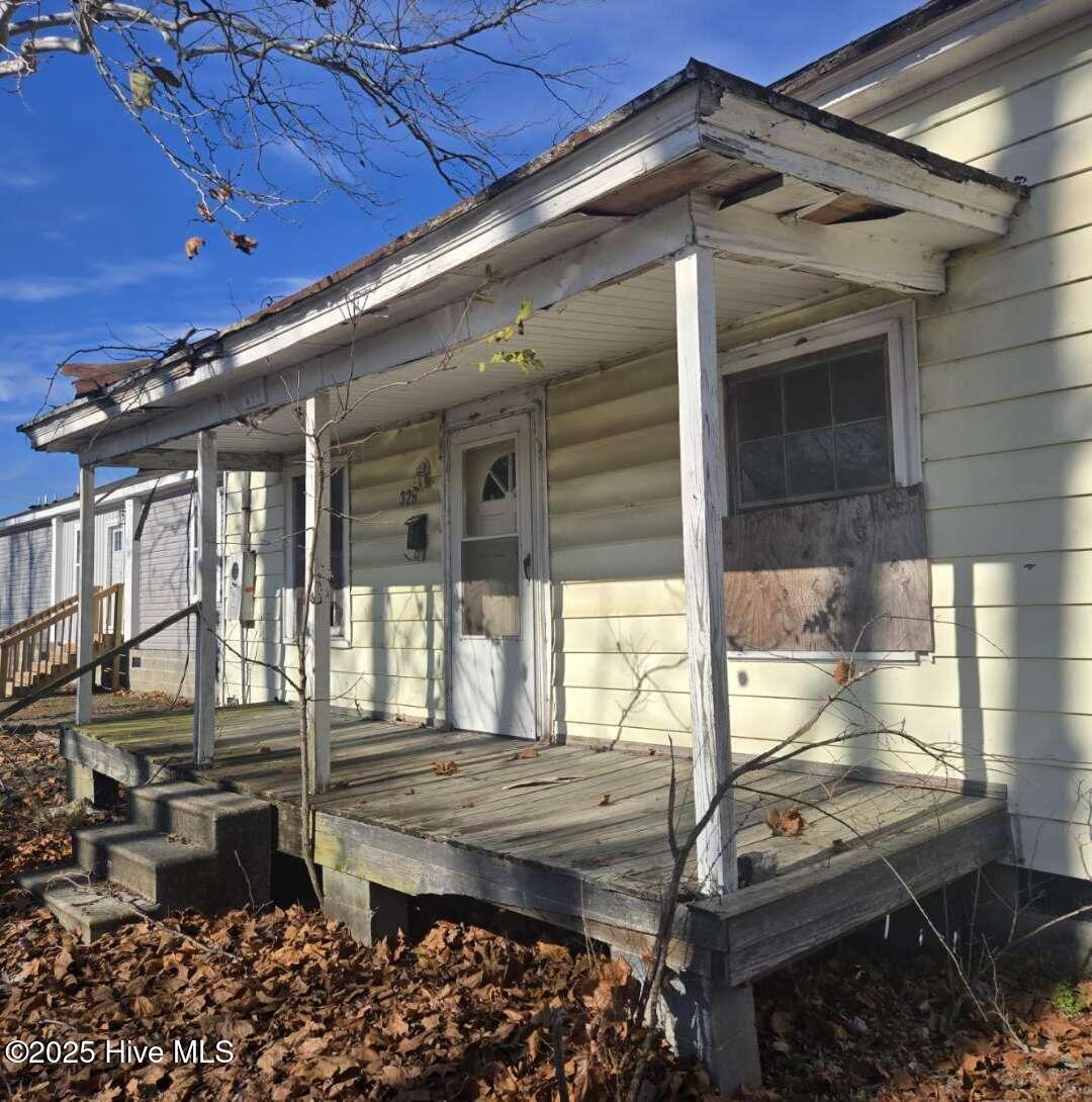 Homes for sale in Ayden, NC | 329 Jackson St, Ayden, NC 28513 | MLS# 100546070