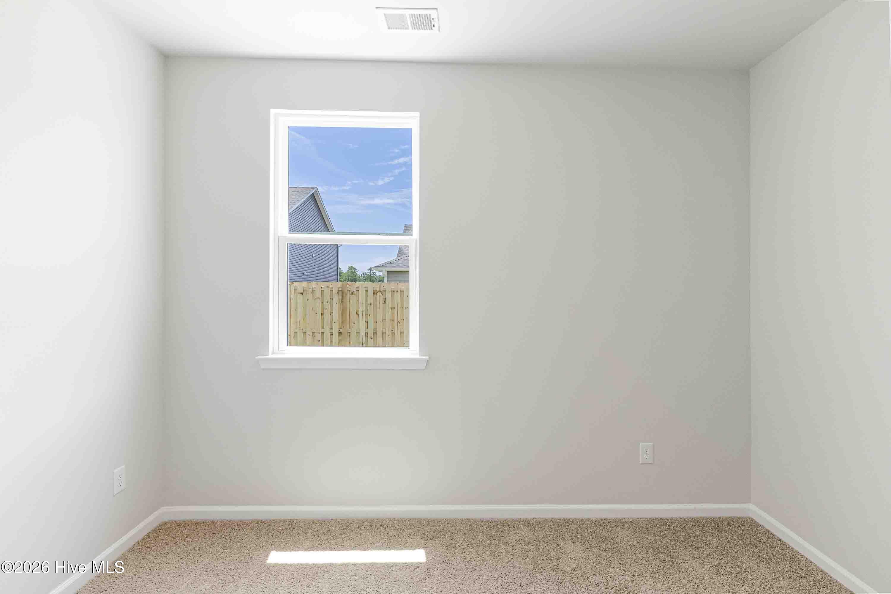 100564191 | Photo 16