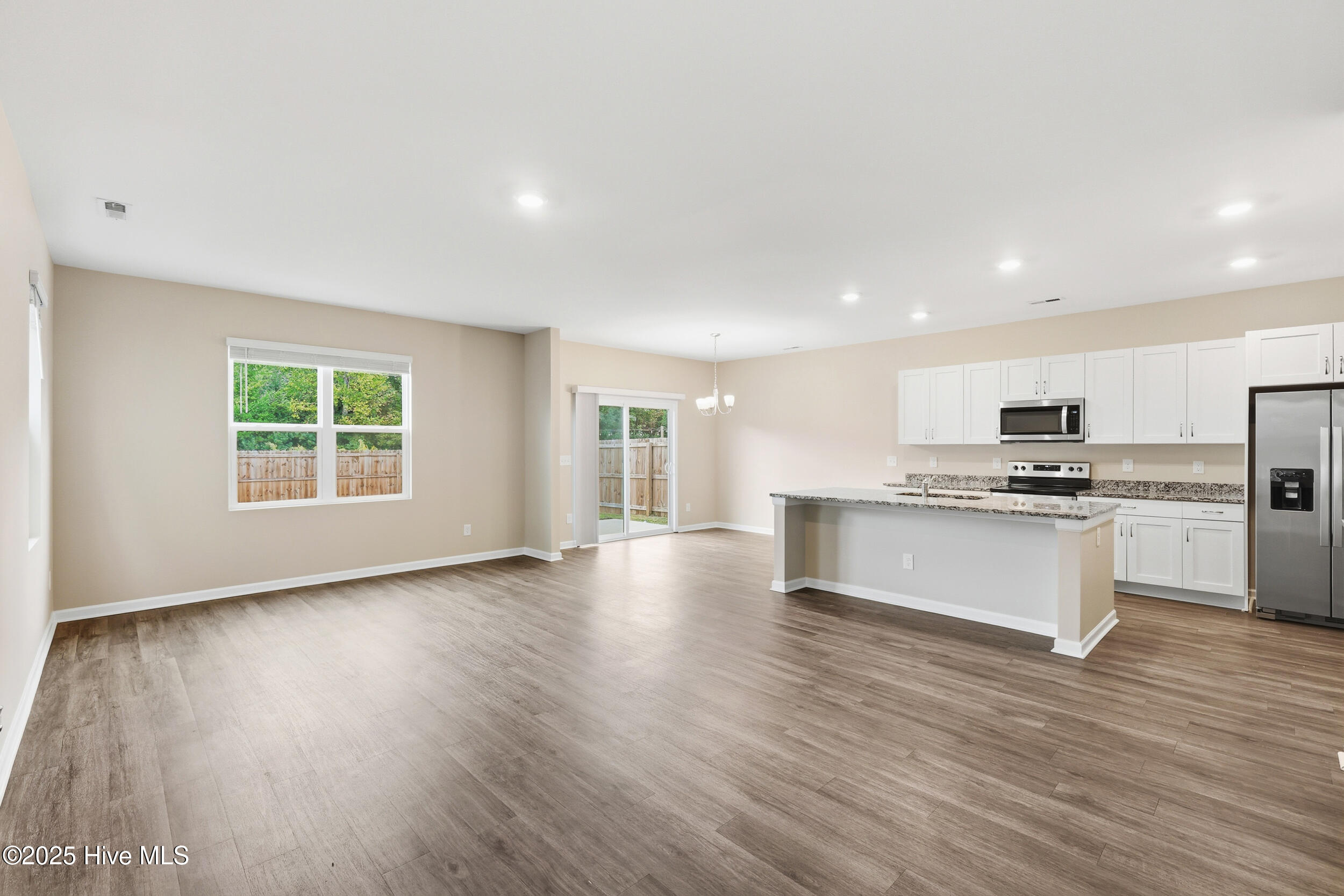 1605 Corbett Street, Wilmington, NC 28401 – photo 12: 12_img_9122