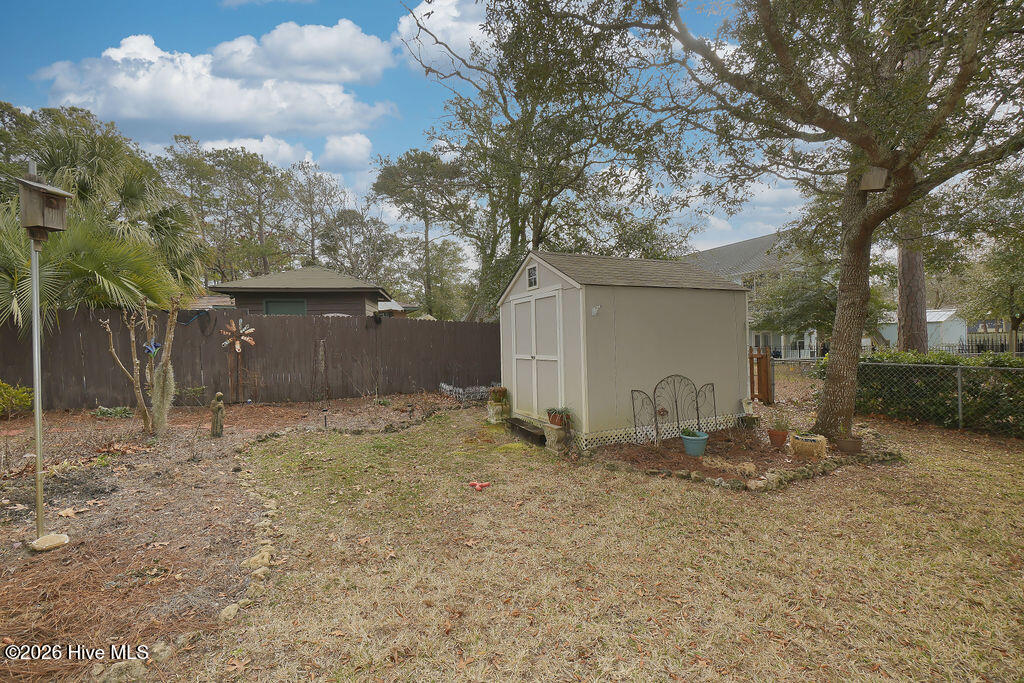 100551921 | Photo 39