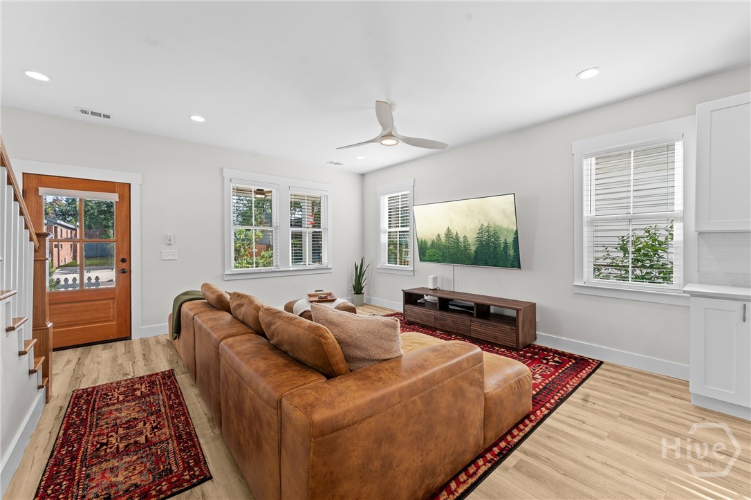 711 E 32ND Street, Savannah, GA 31401 Listing Photo  13