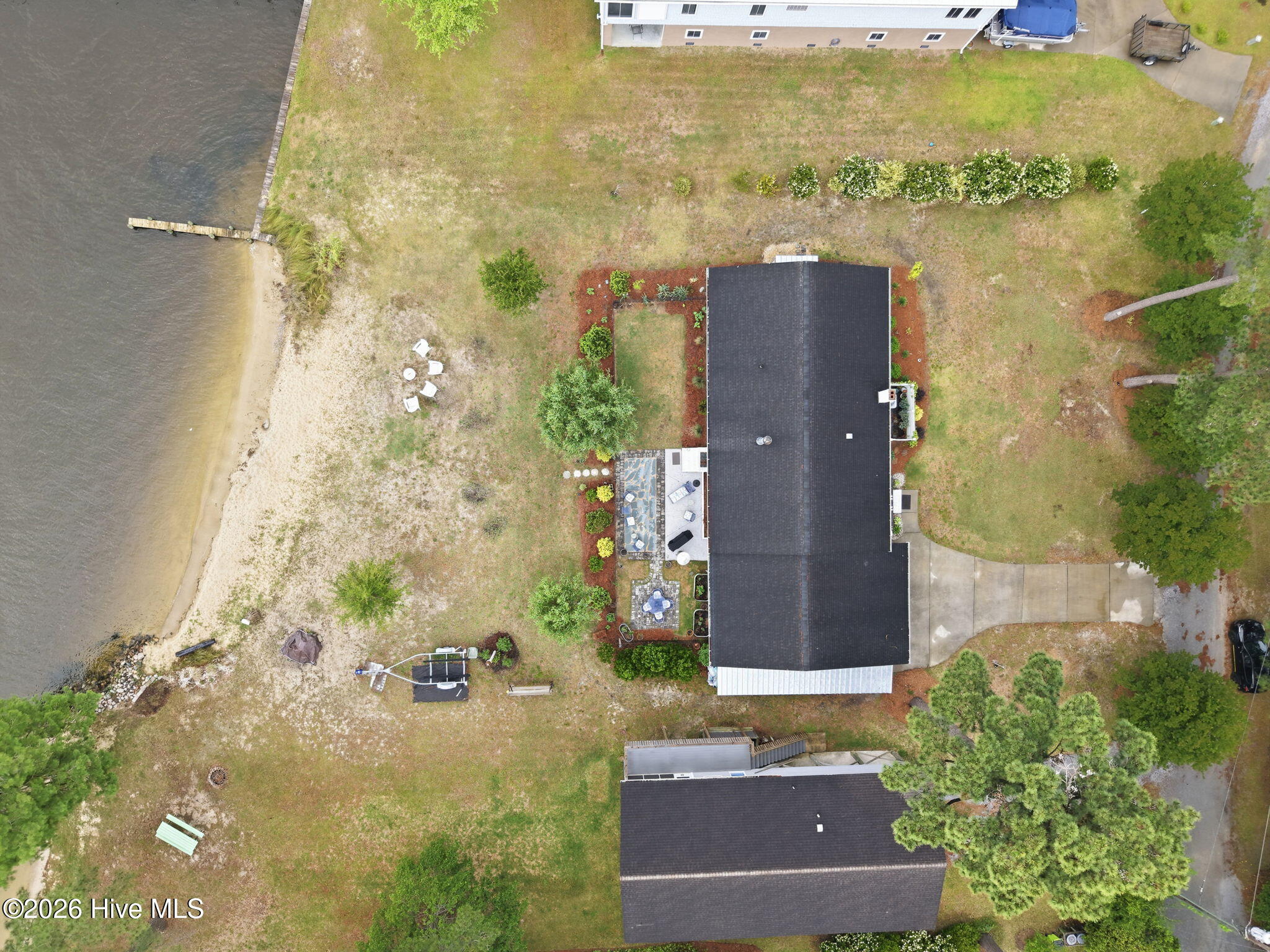 10-web-or-mls-dji_20260430144249_0035_d