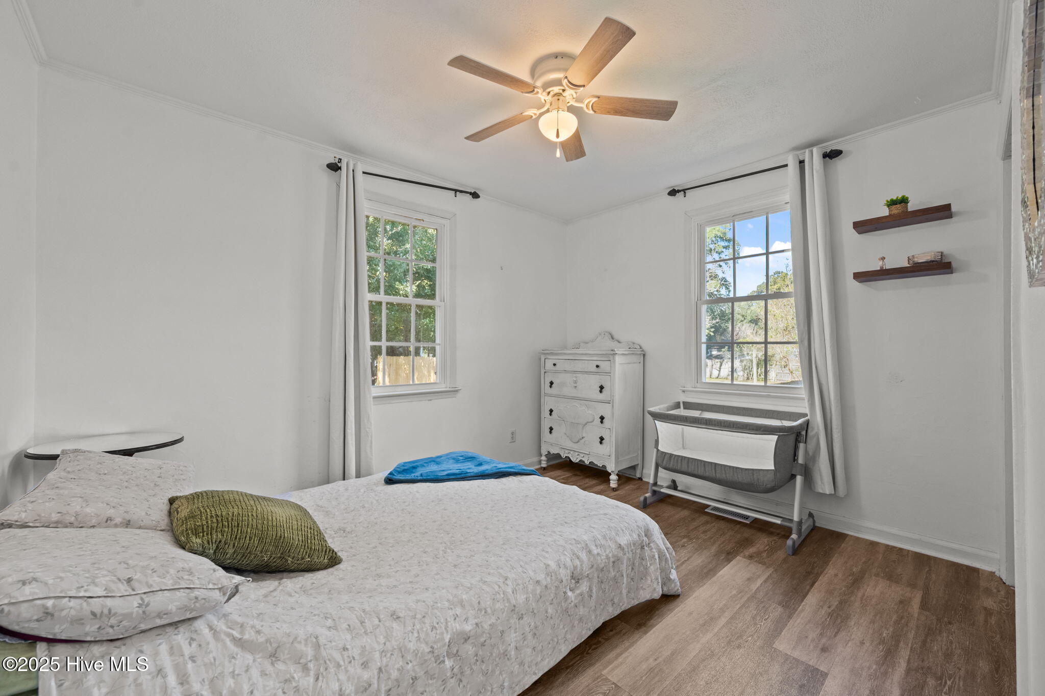 100538692 | Photo 24