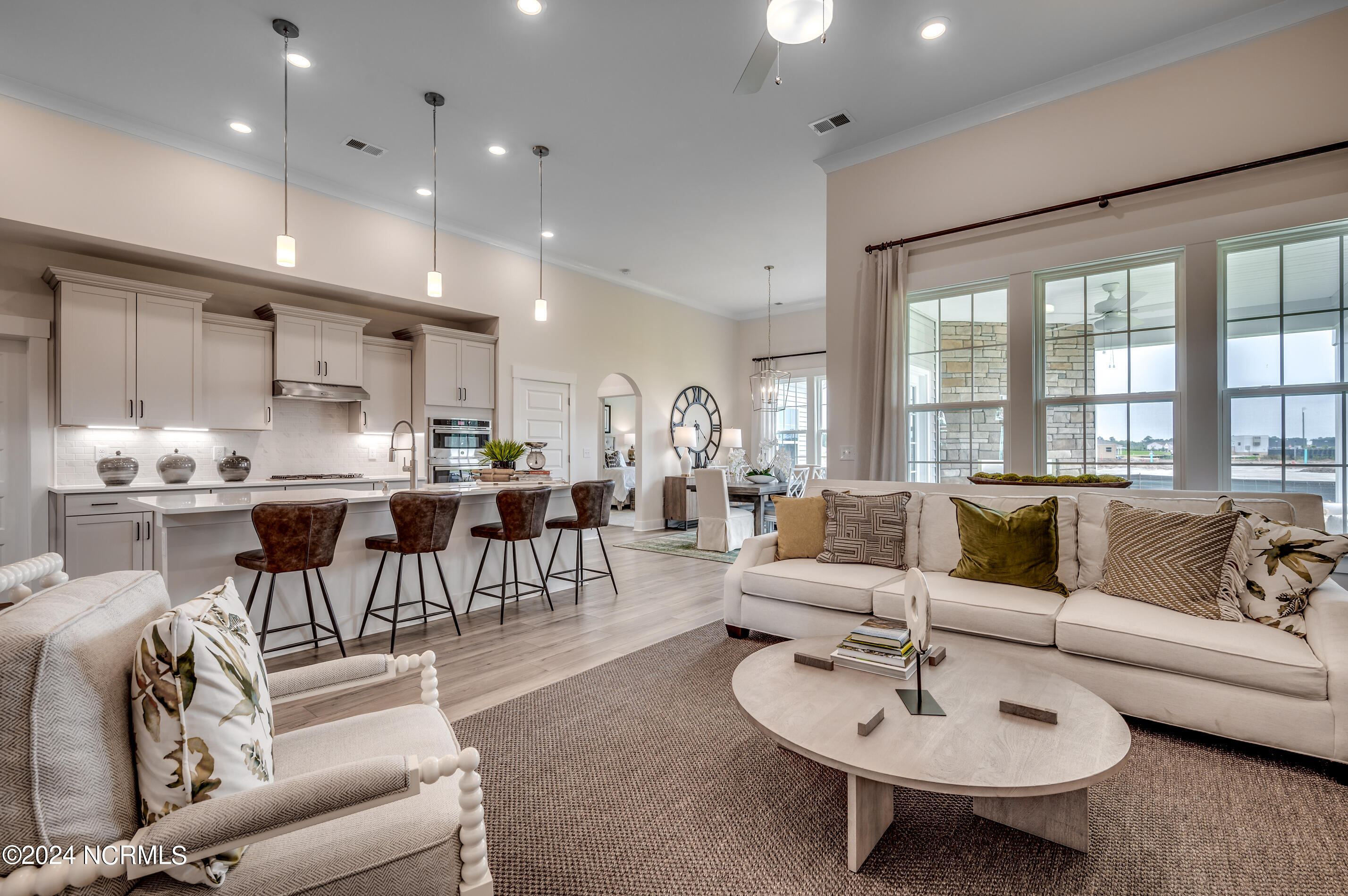 Photo not of actual home