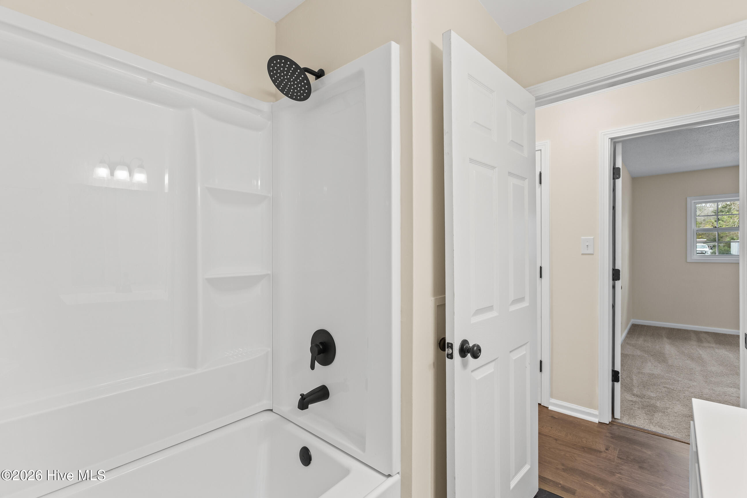 100558512 | Photo 20